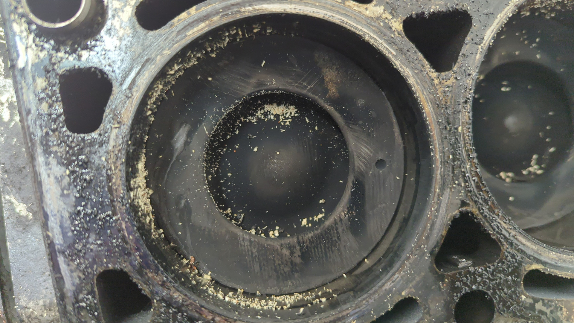 Блок двигателя