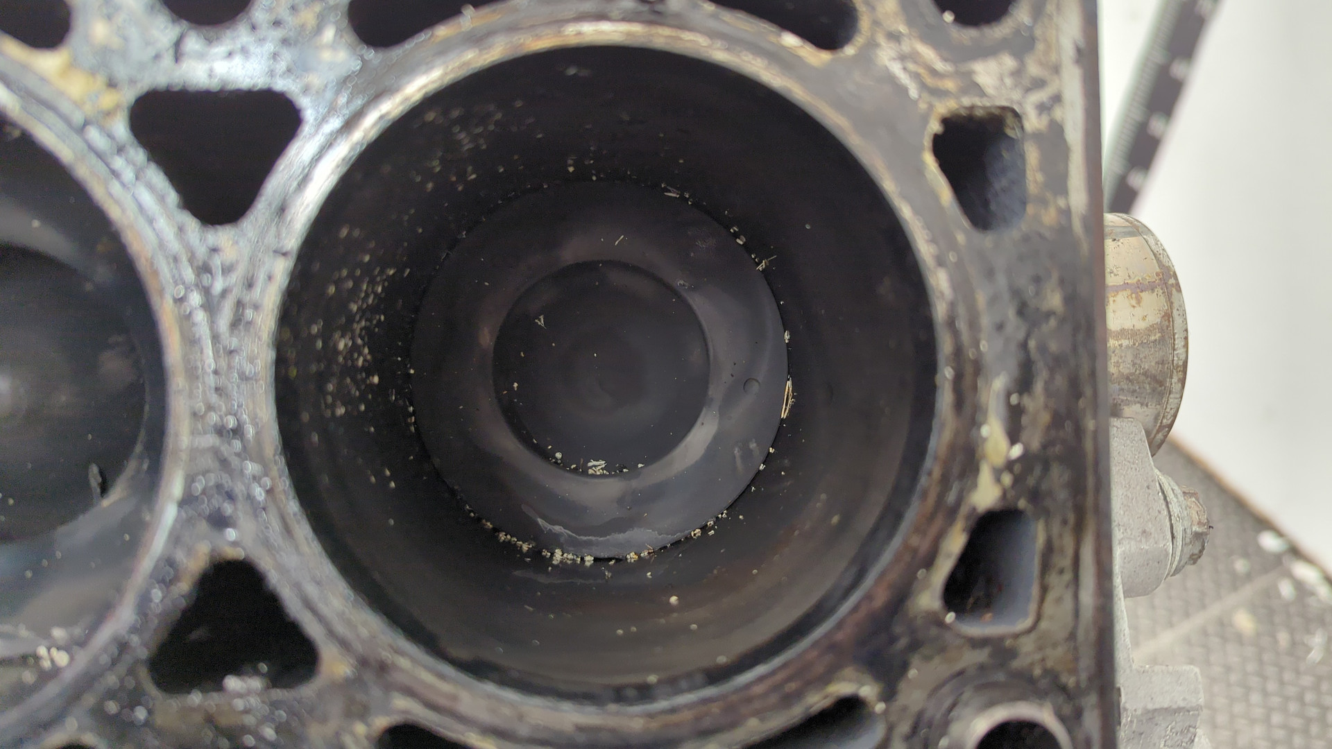 Блок двигателя