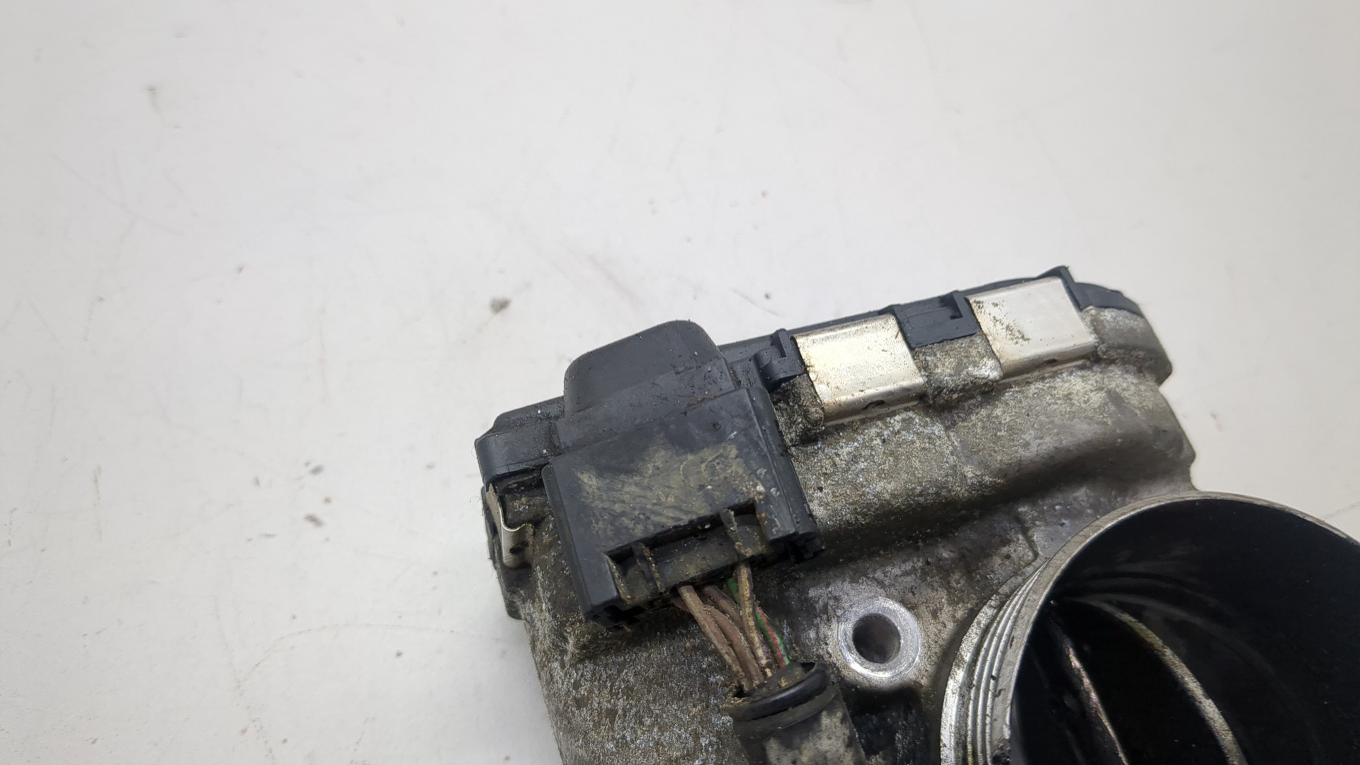 Заслонка дроссельная электрическая