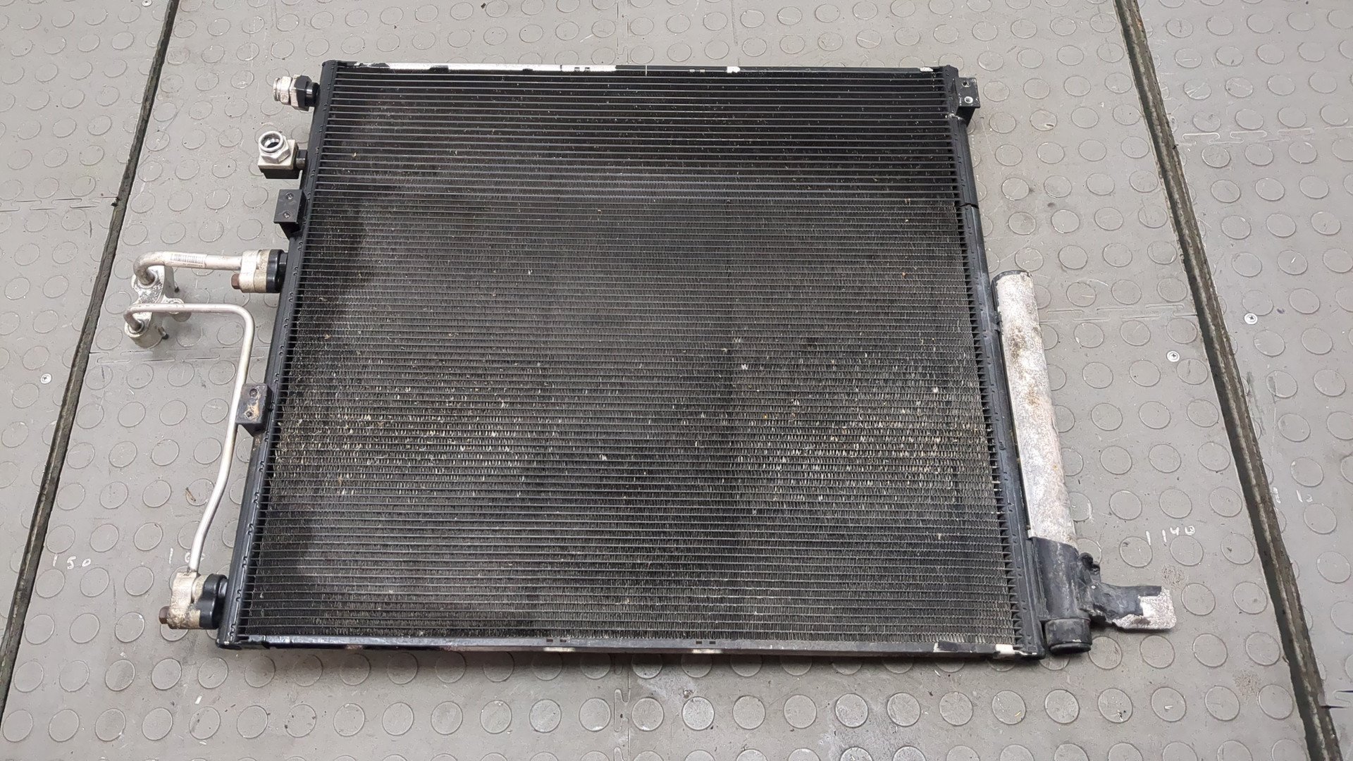 Радиатор кондиционера / конденсер