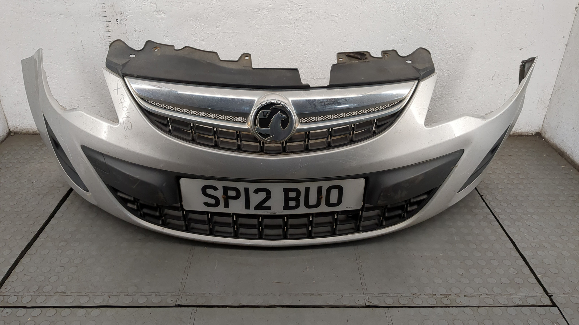 Бампер передний