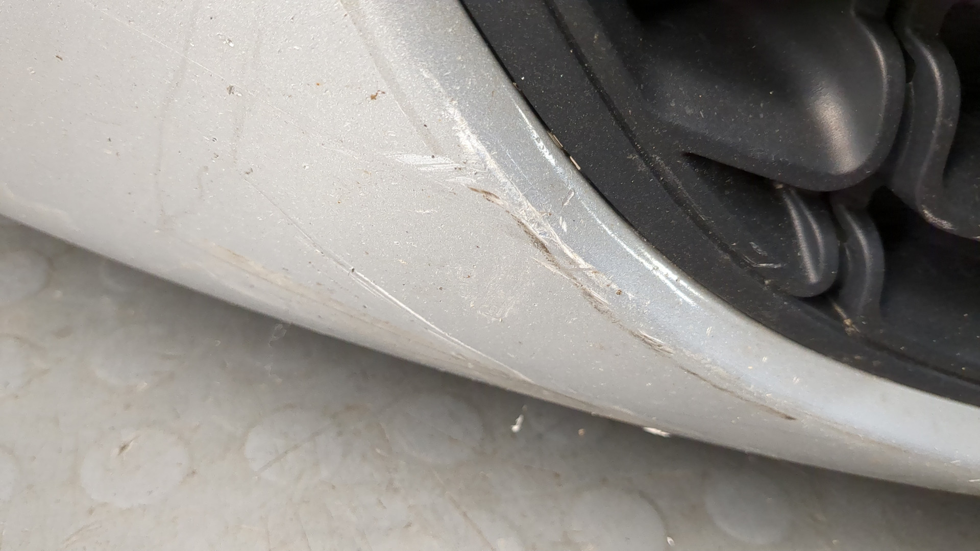 Бампер передний