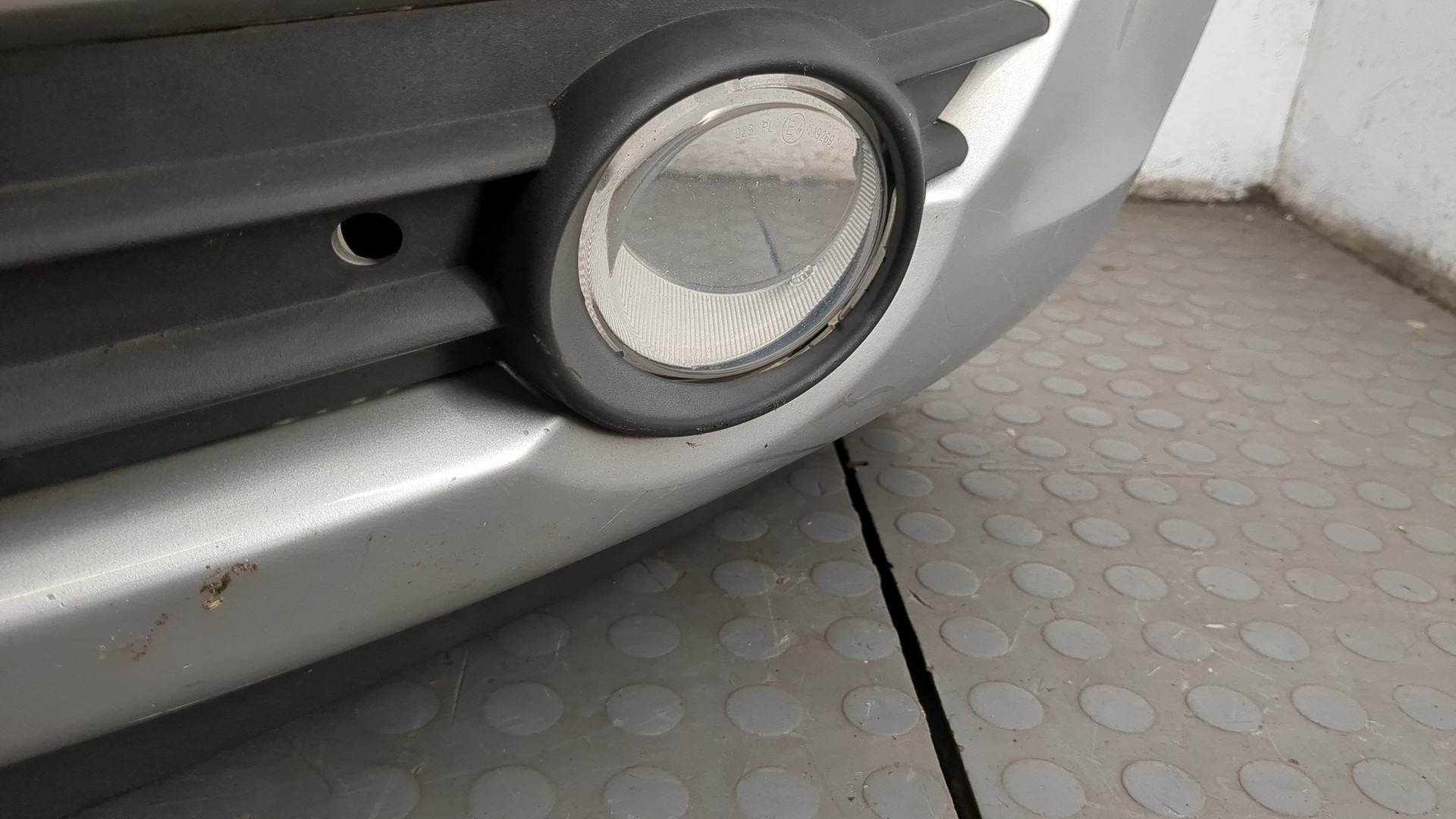 Бампер передний