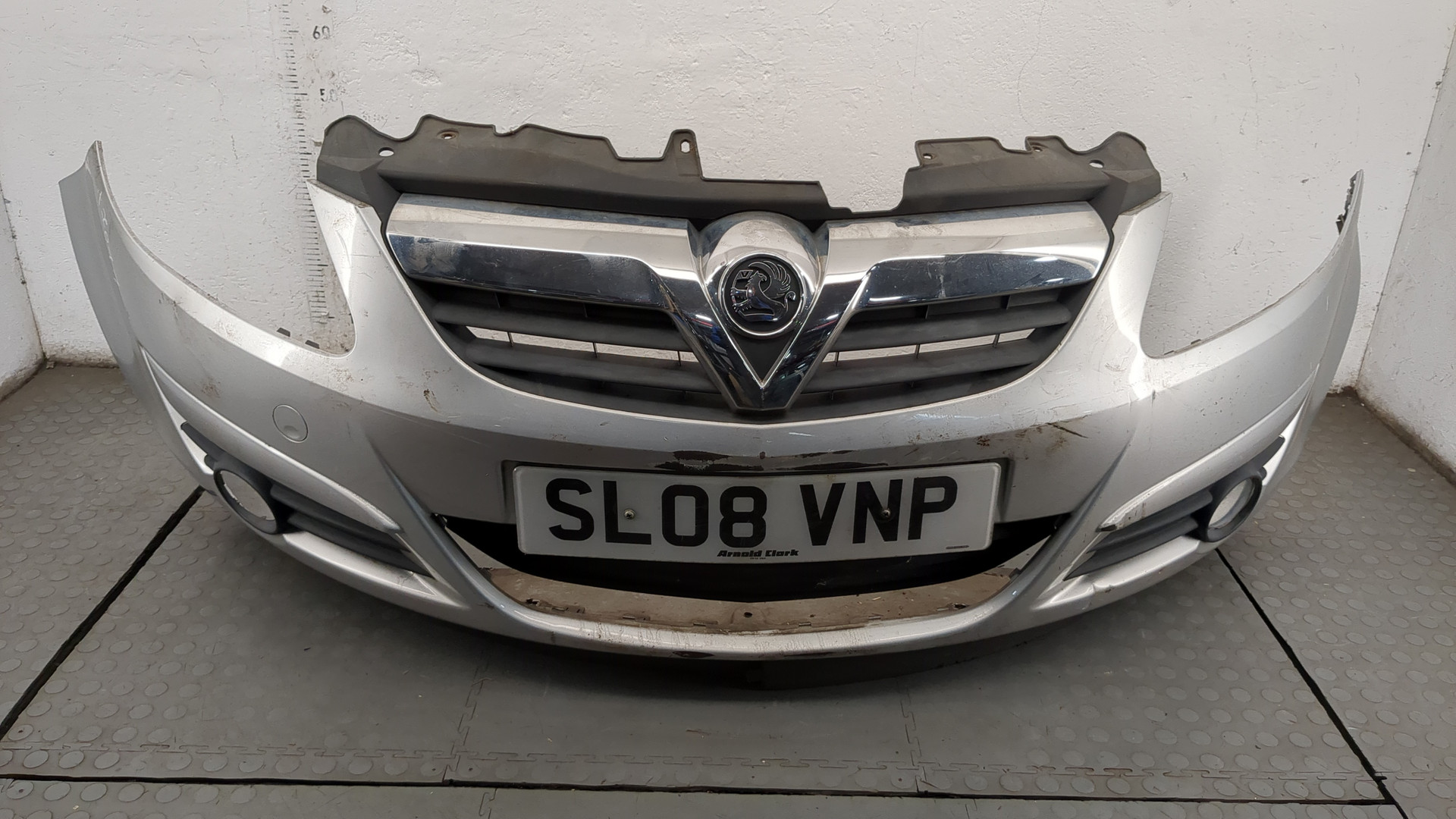 Бампер передний