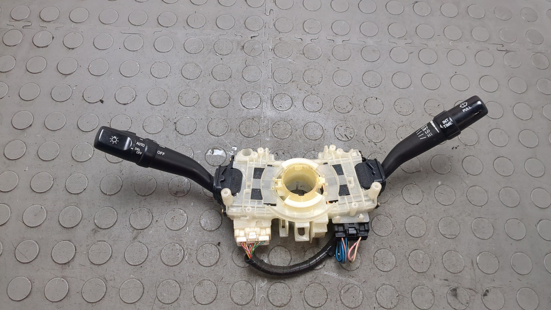 Переключатель подрулевой