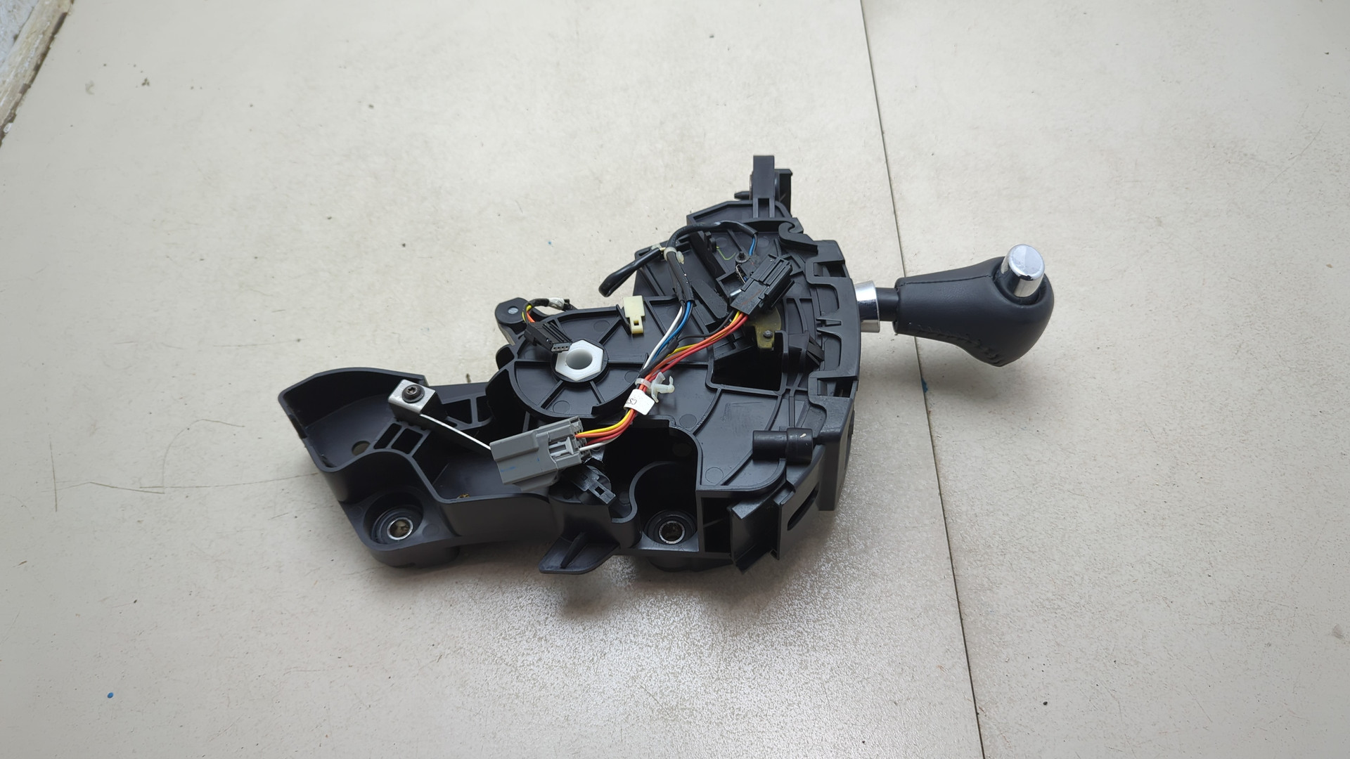 Кулиса МКПП / АКПП