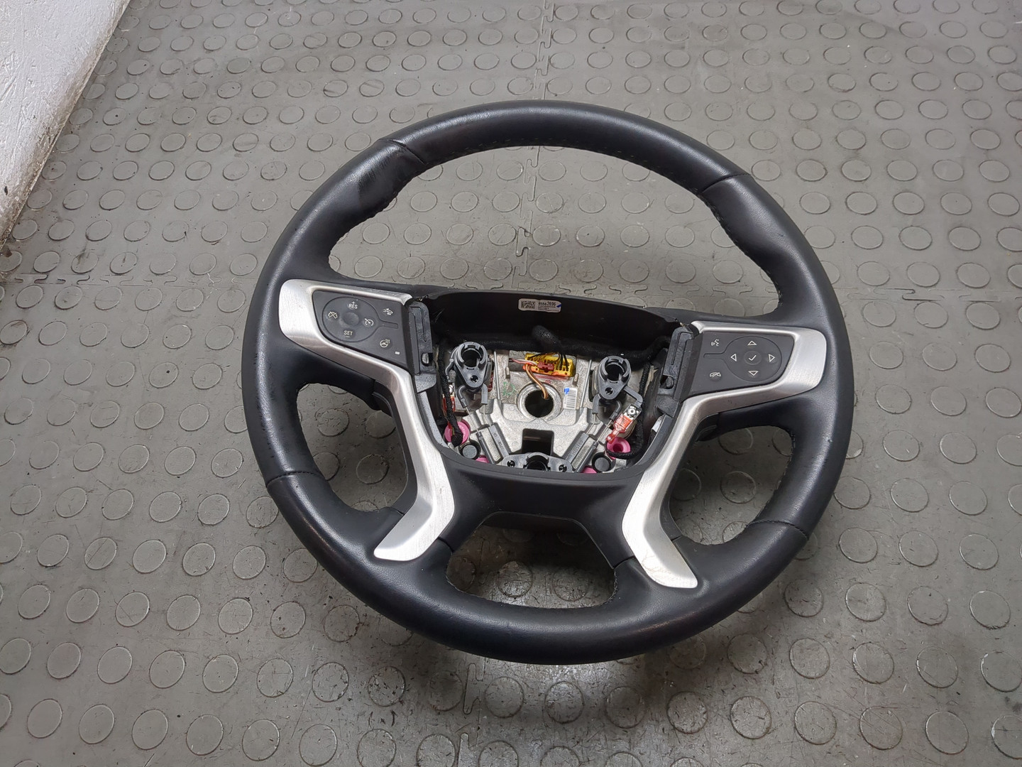 Рулевое колесо (руль)