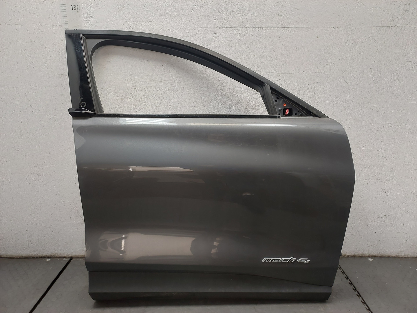 Дверь передняя правая