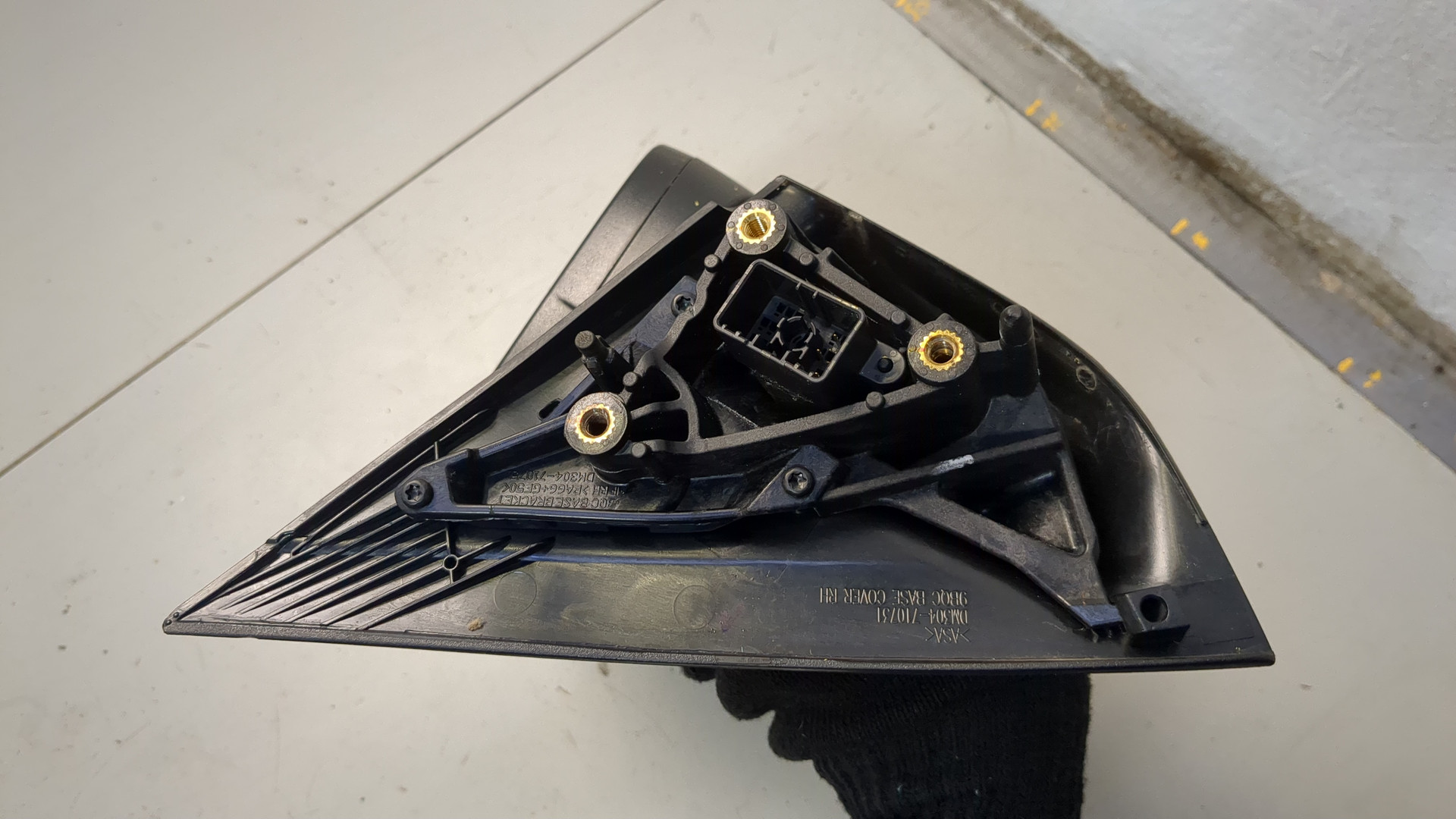 Зеркало правое электрическое