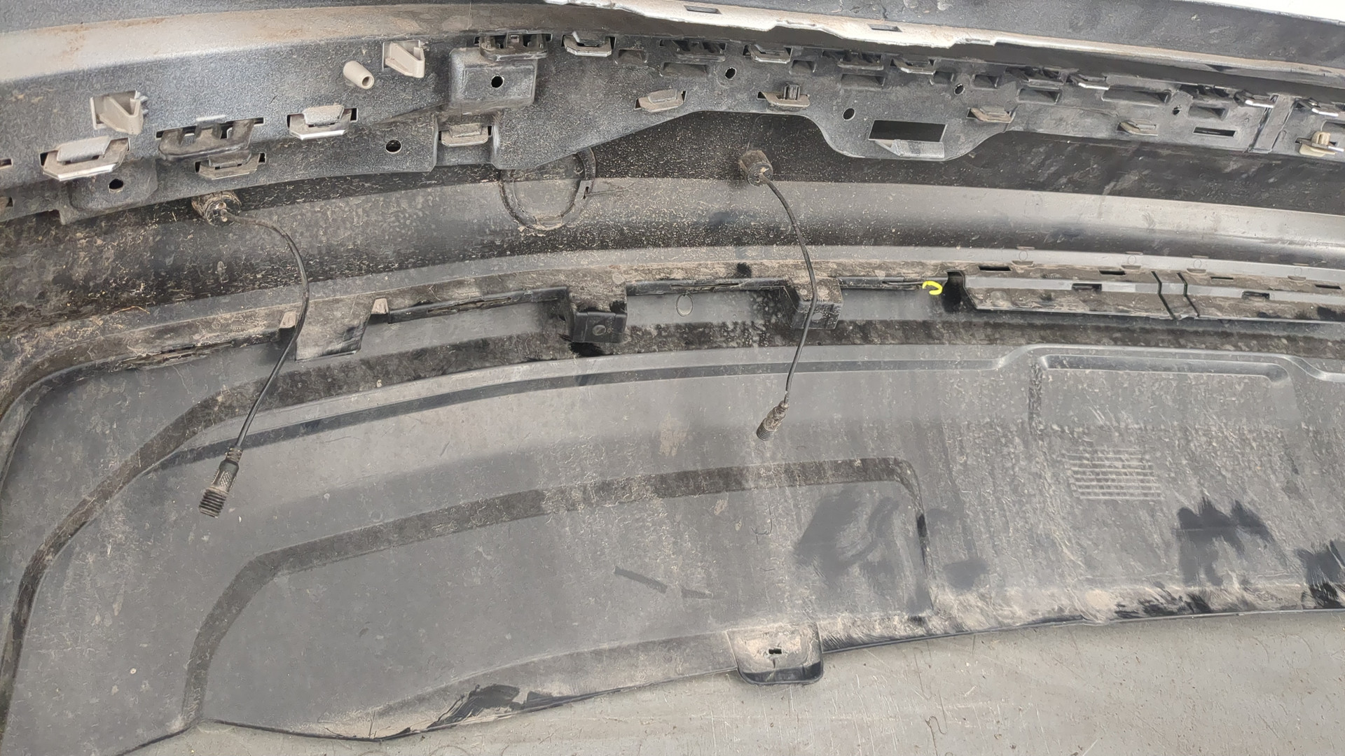 Бампер задний