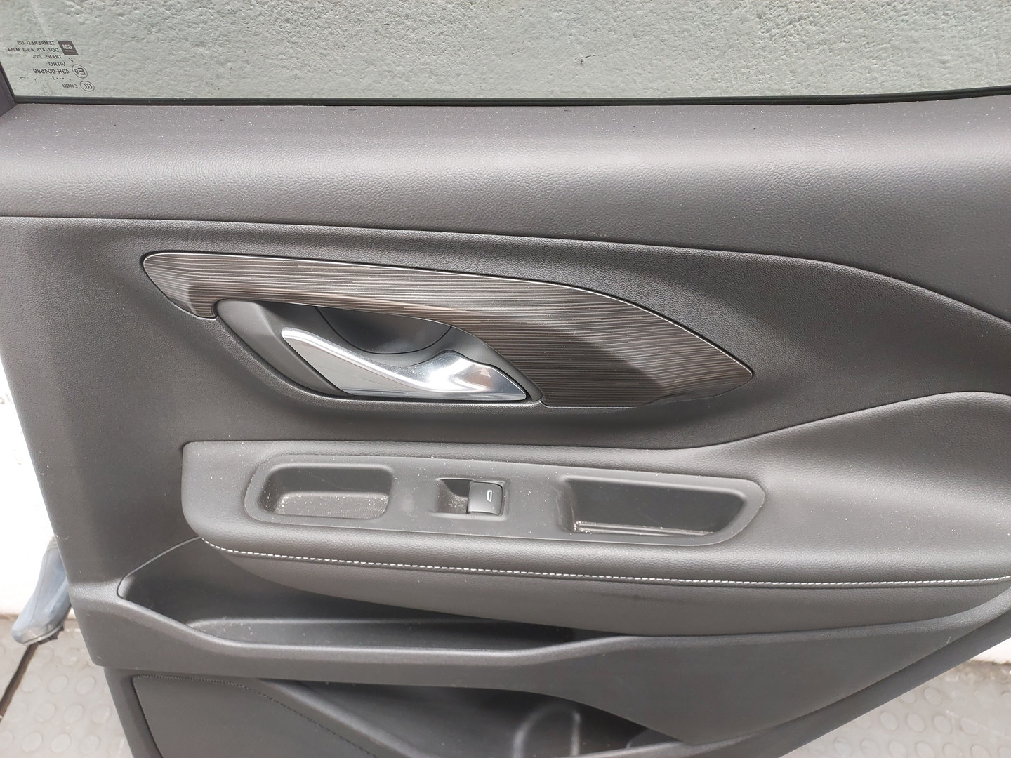 Дверь задняя правая