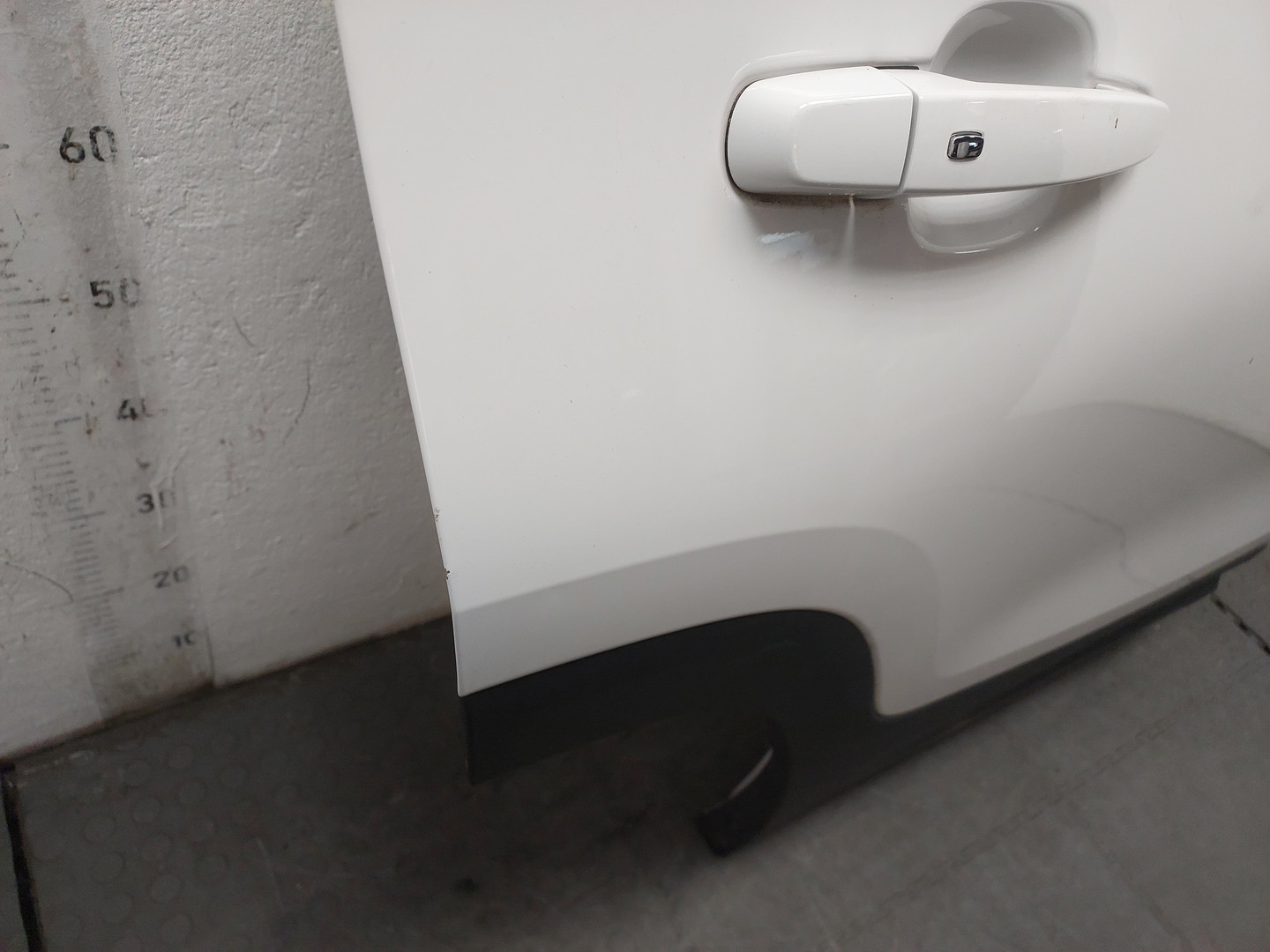 Дверь задняя правая