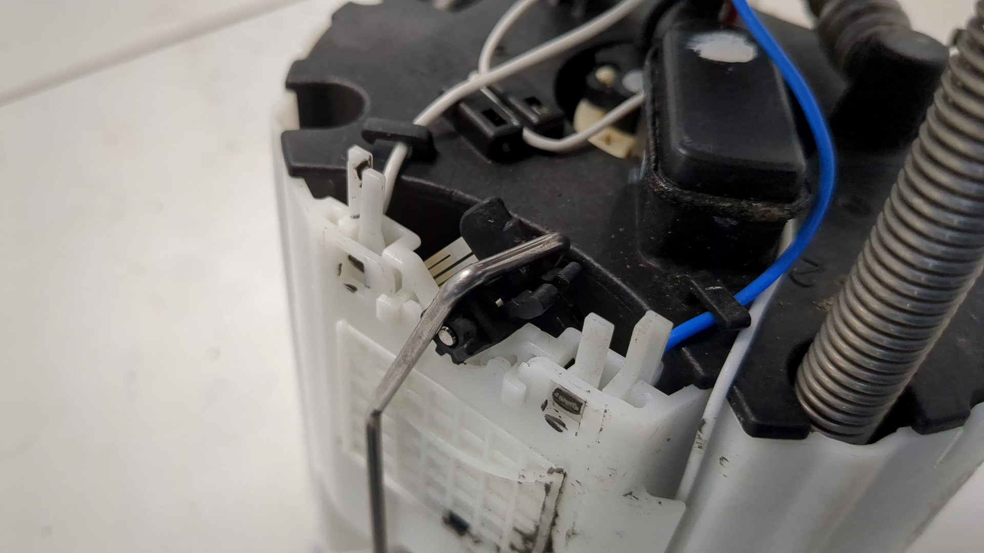 Насос топливный электрический