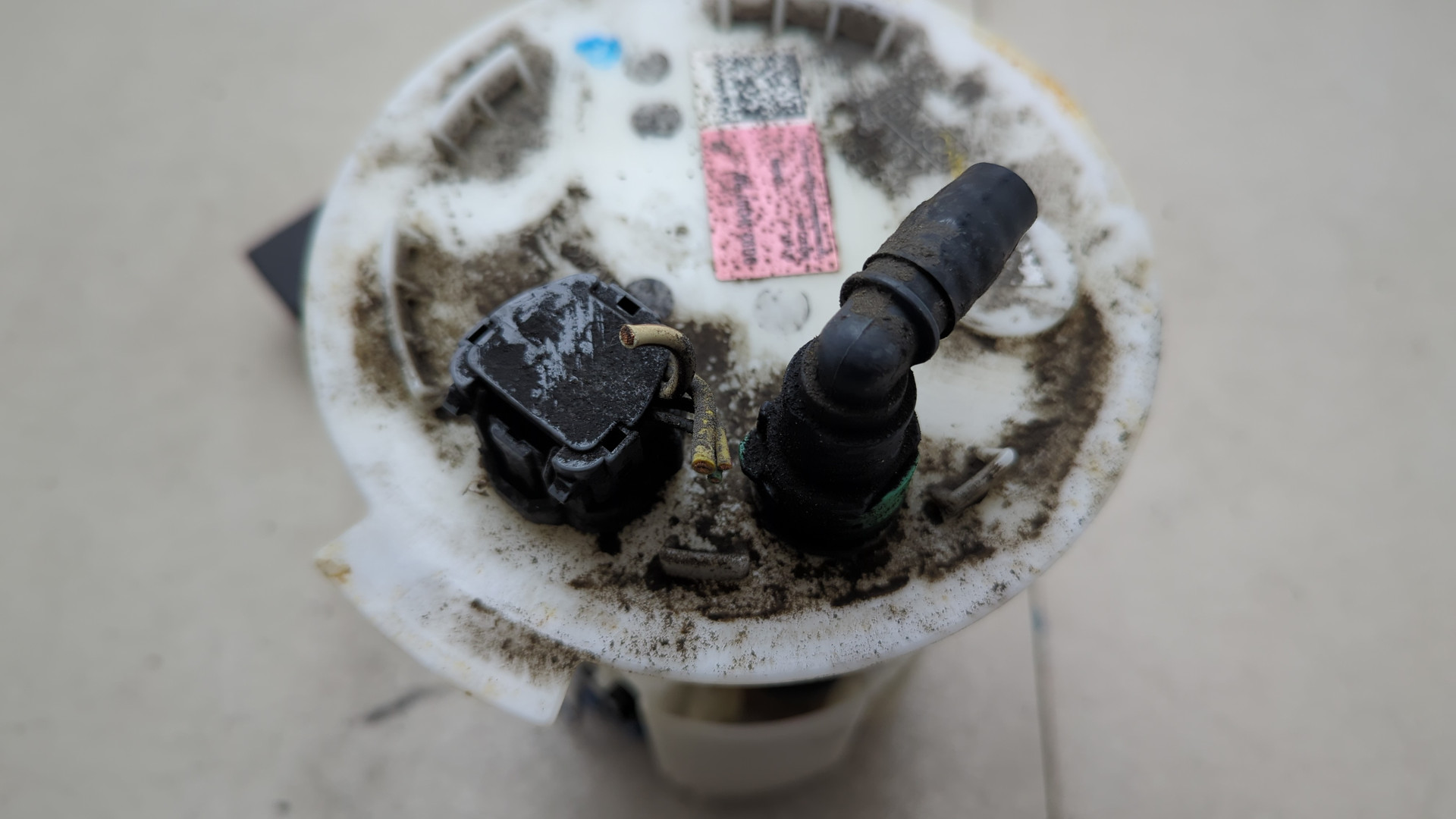 Насос топливный электрический