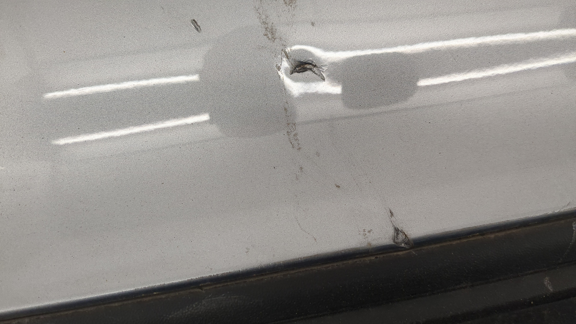 Бампер задний