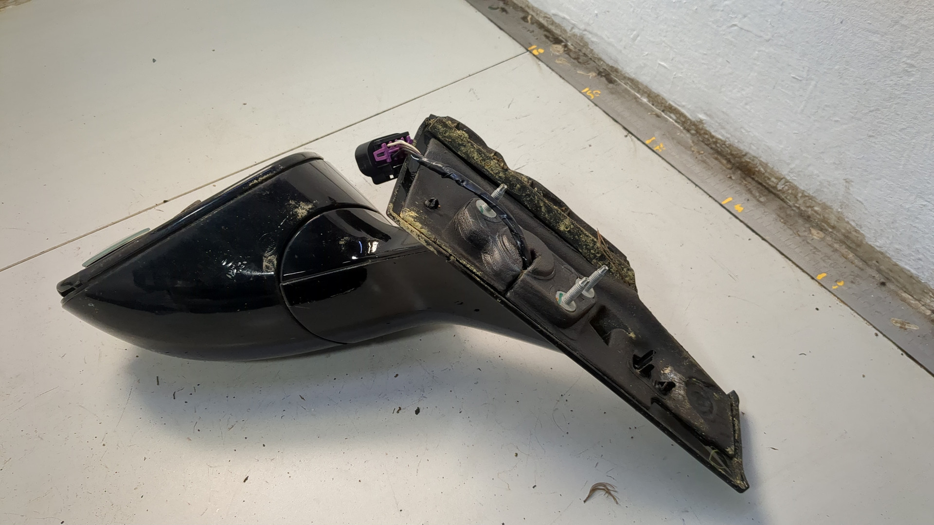 Зеркало левое электрическое