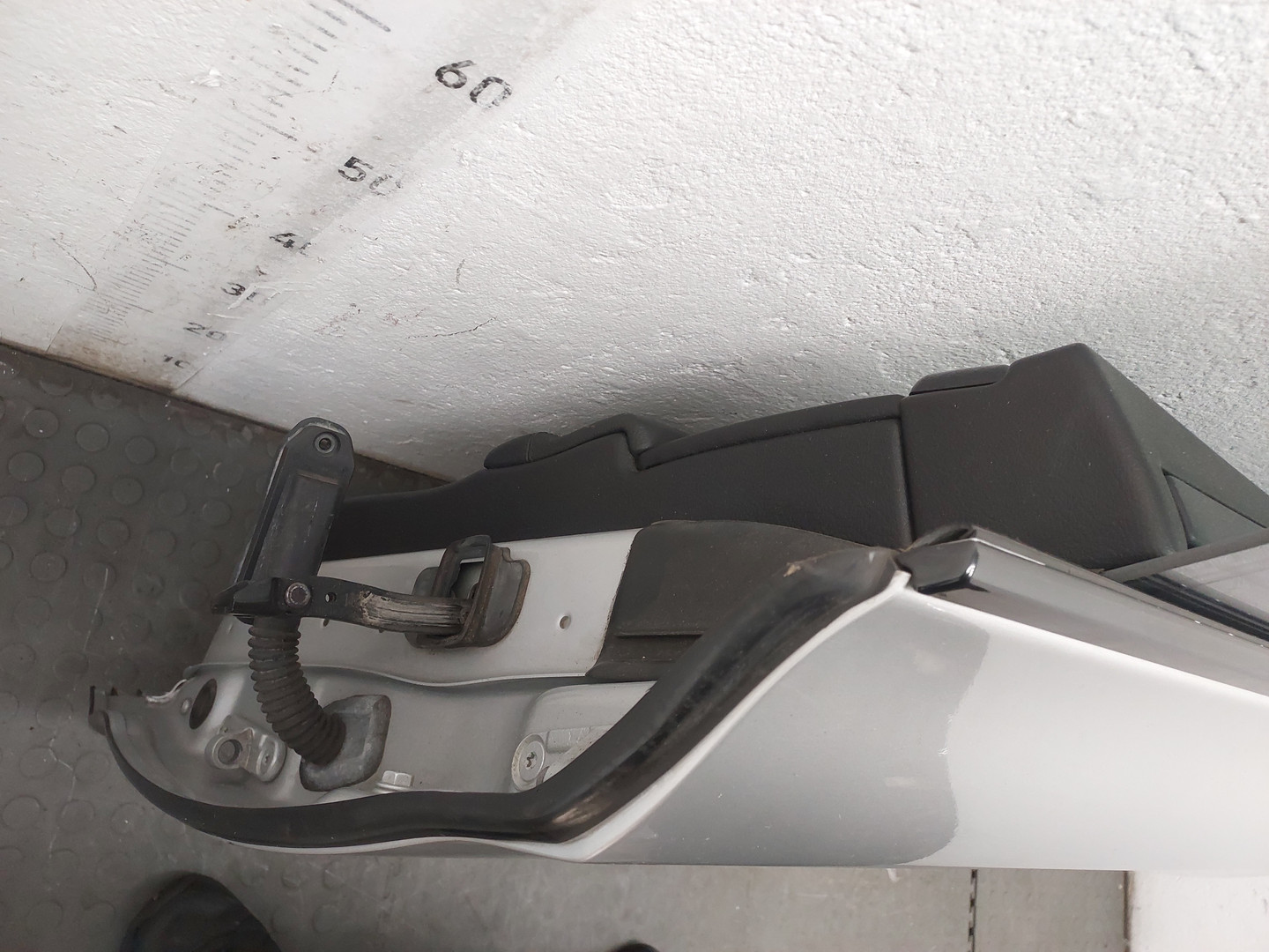 Дверь задняя левая