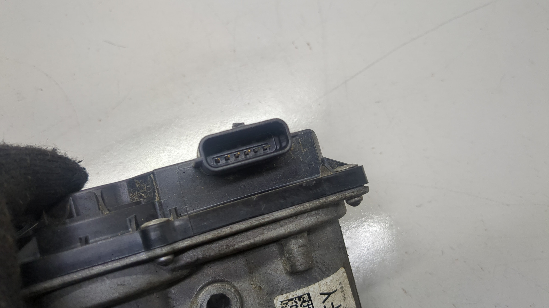 Заслонка дроссельная электрическая