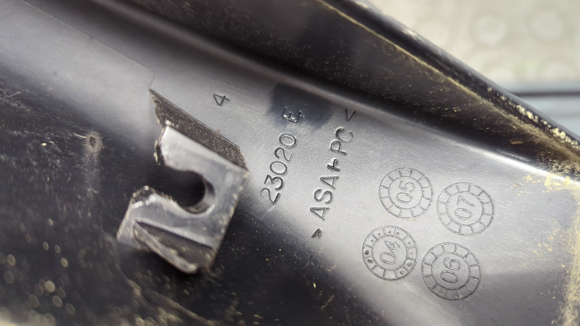 Рейлинги (релинг) к-кт (планки на крышу)