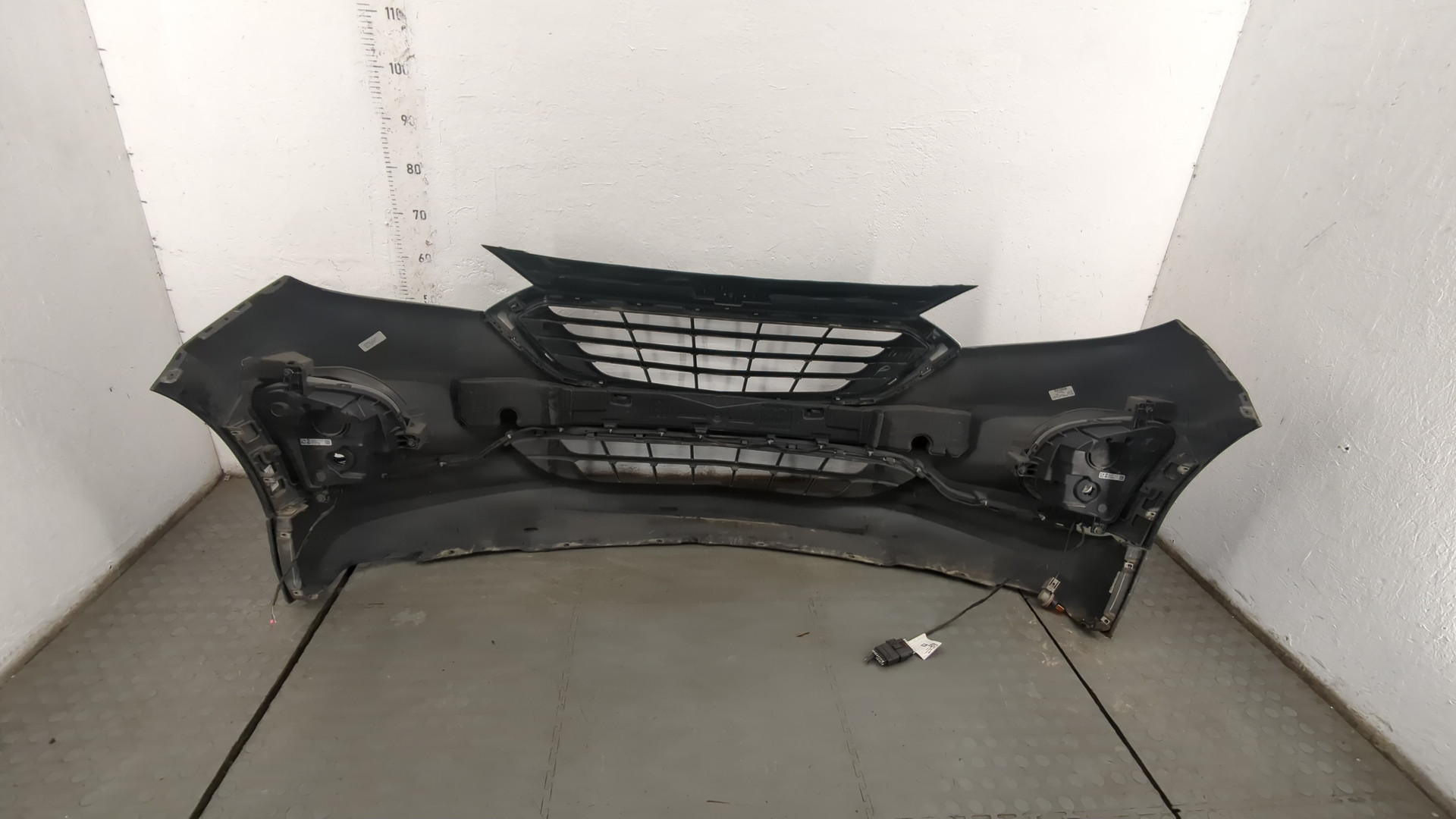 Бампер передний