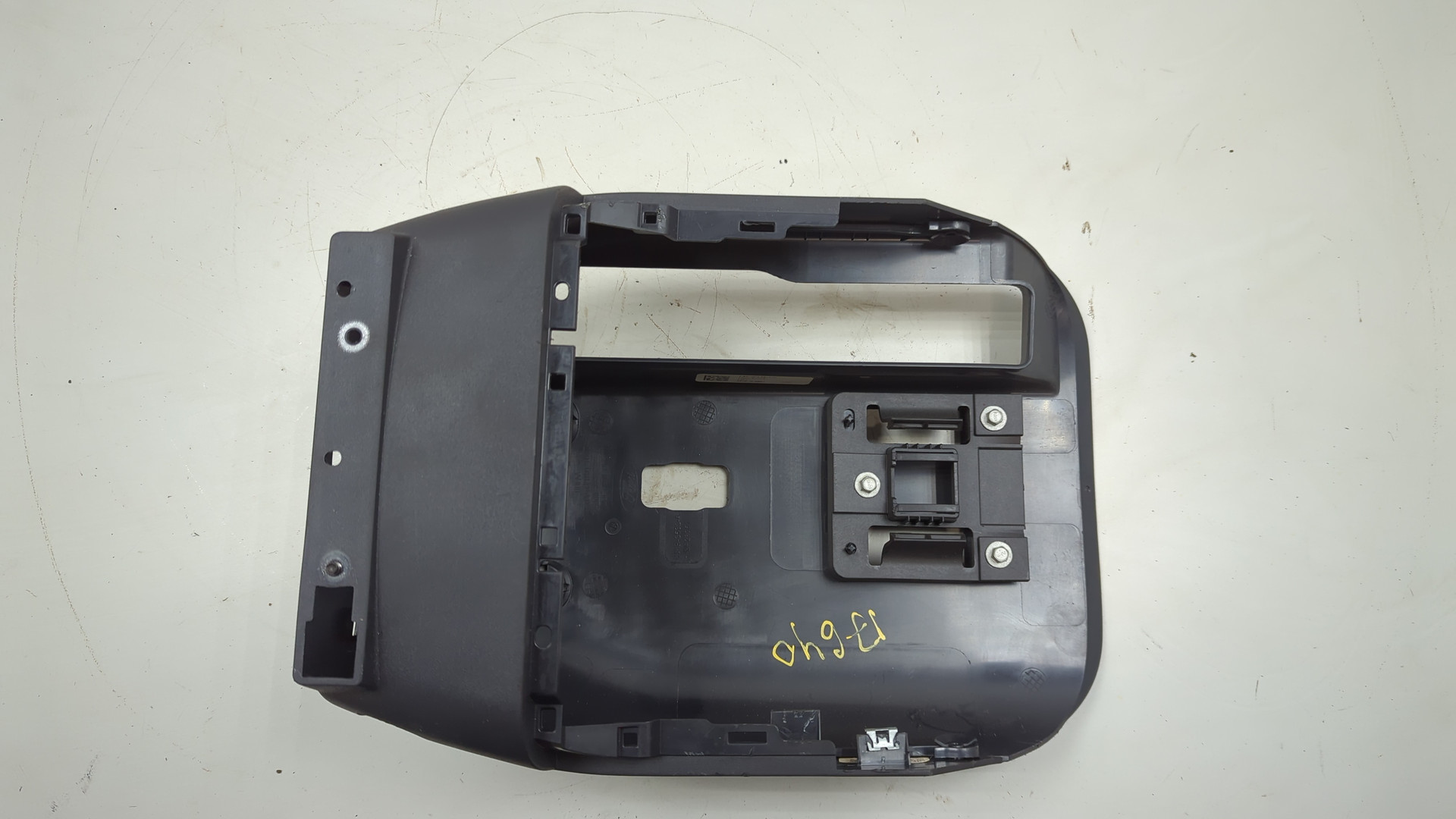 Кожух рулевой колонки