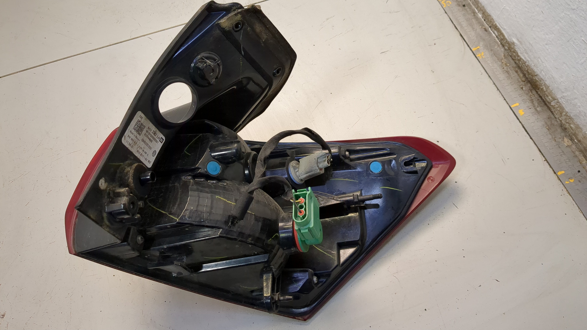 Фонарь задний левый