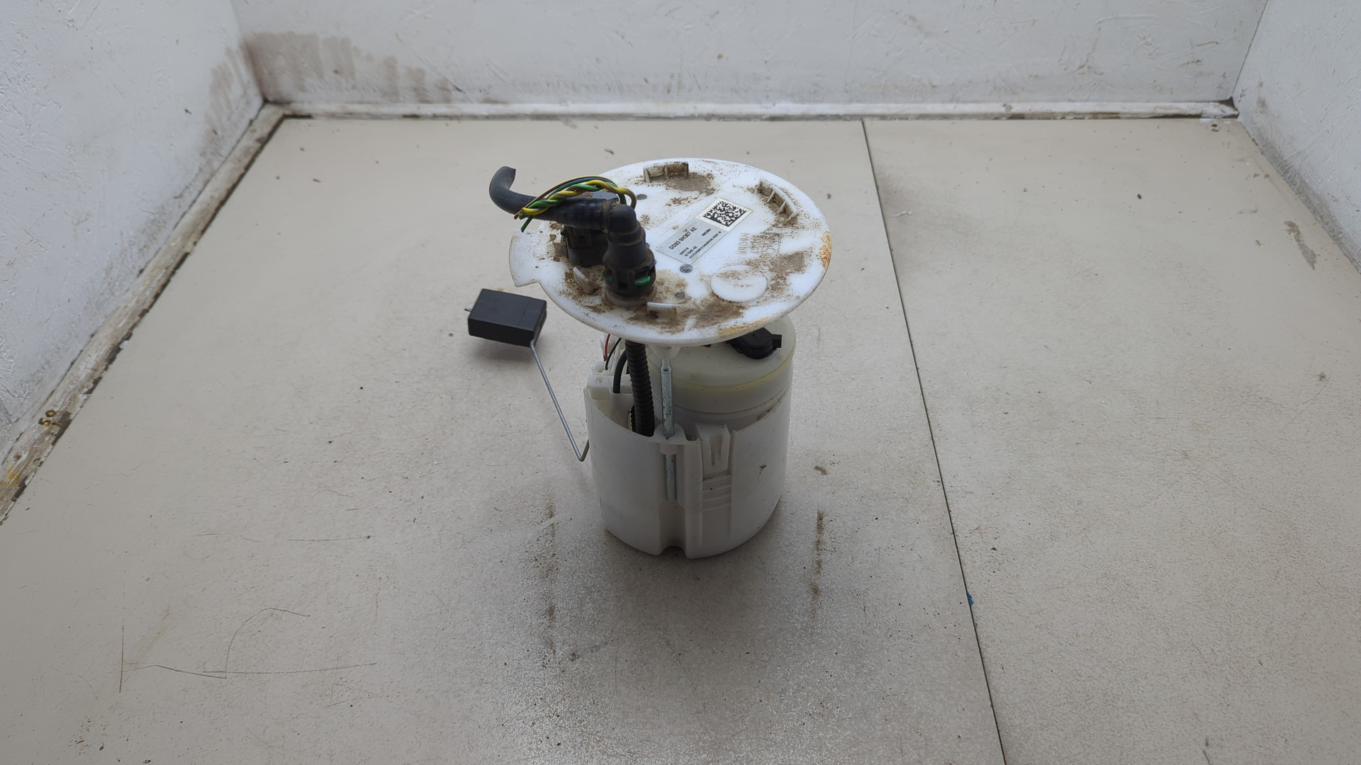 Насос топливный электрический