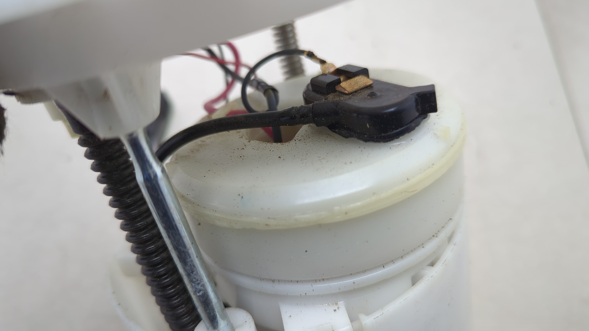 Насос топливный электрический