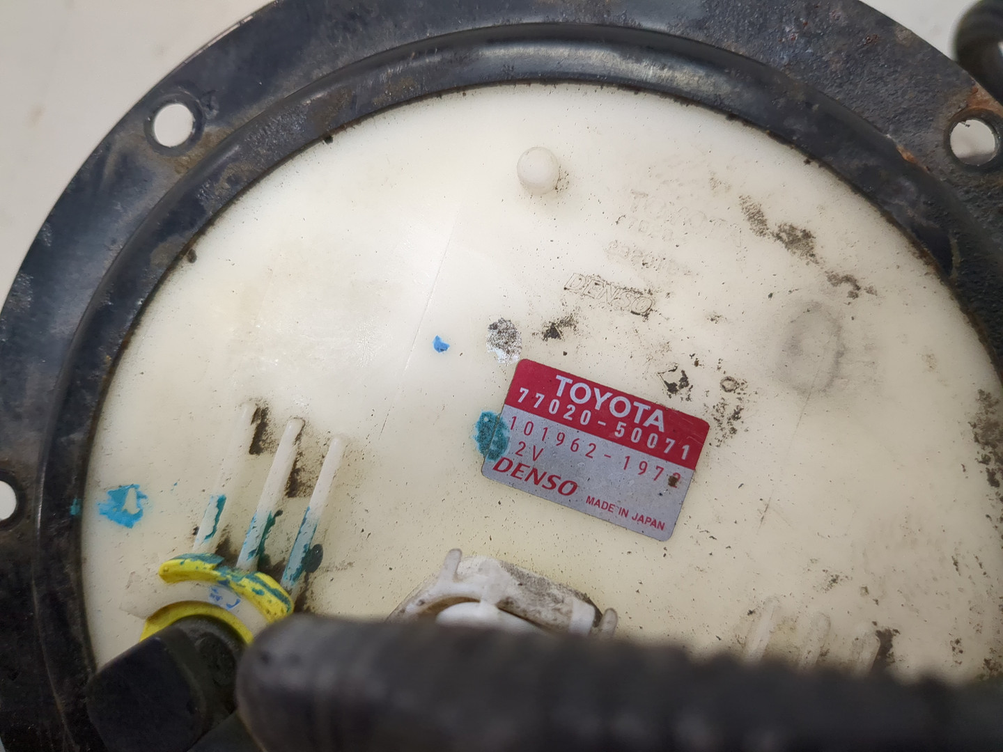 Насос топливный электрический