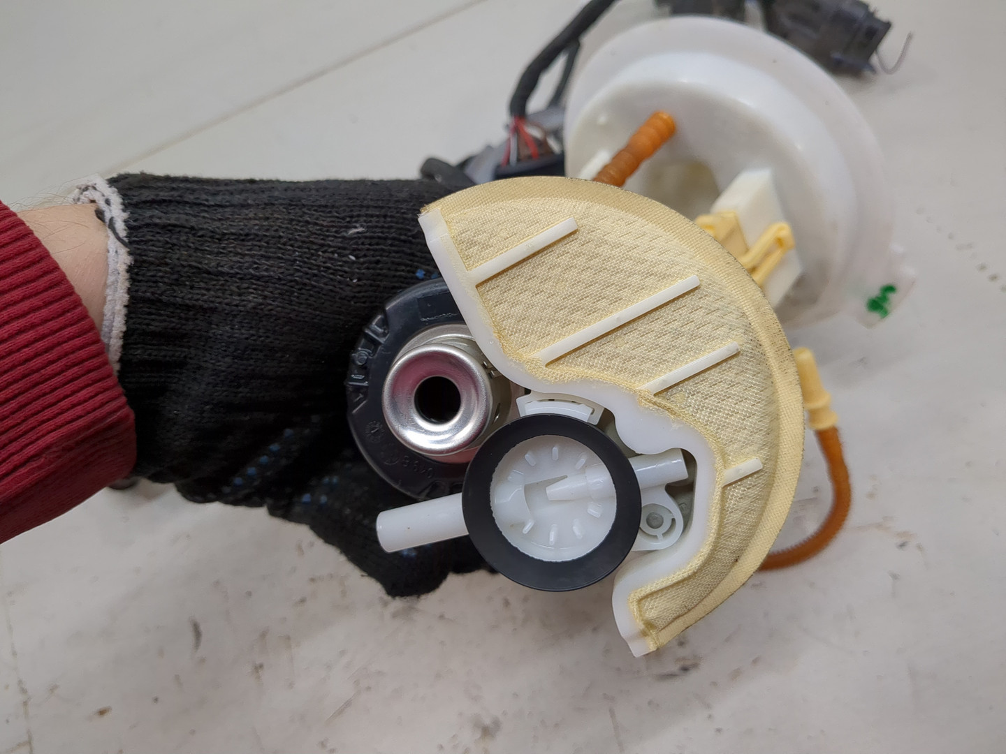 Насос топливный электрический