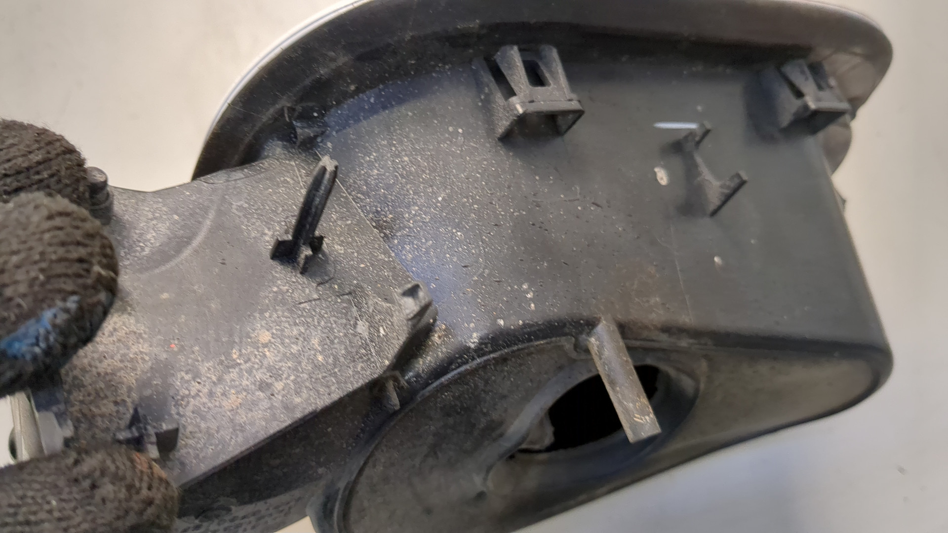 Лючок бензобака