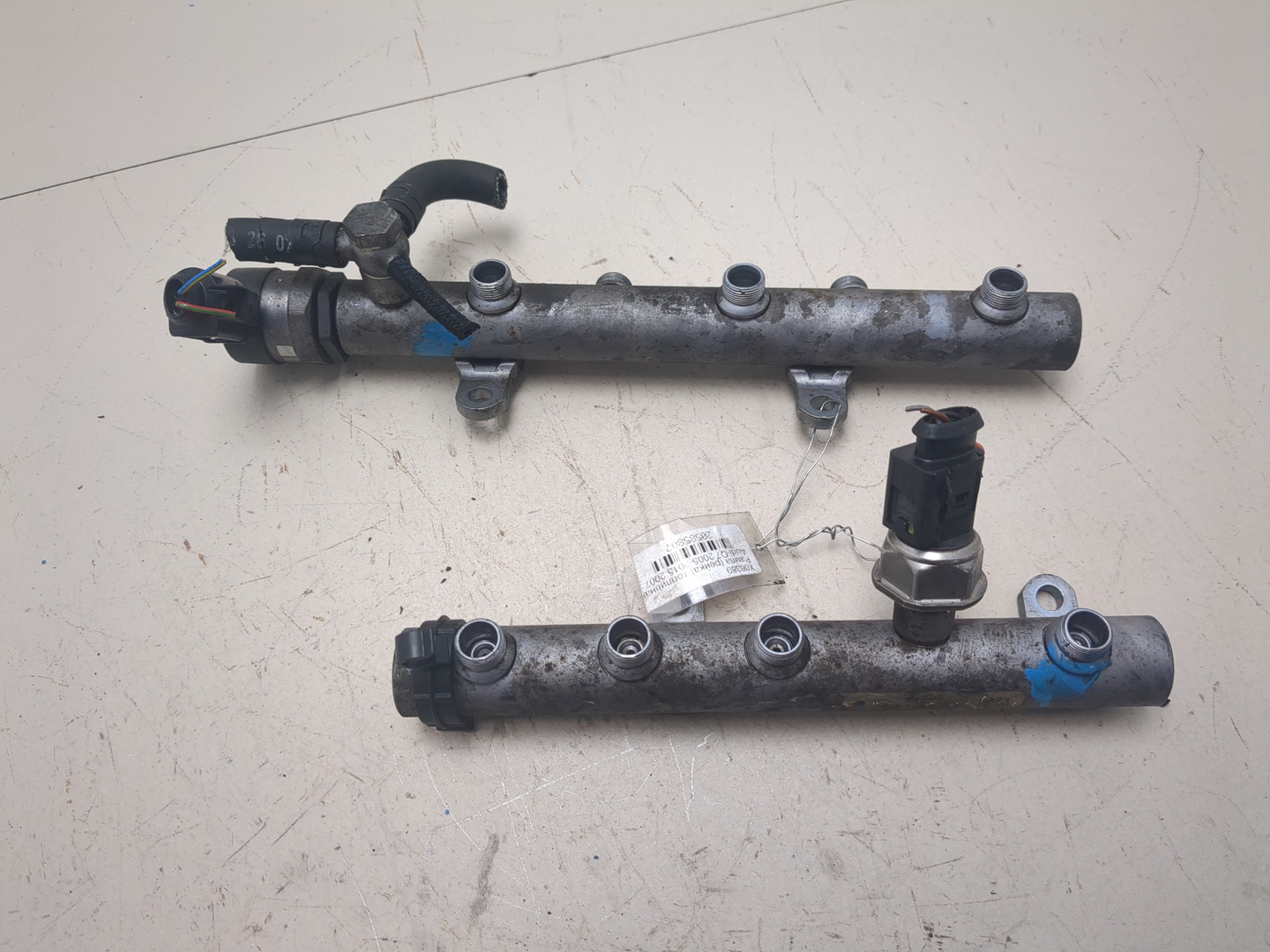 Рейка топливная (рампа)