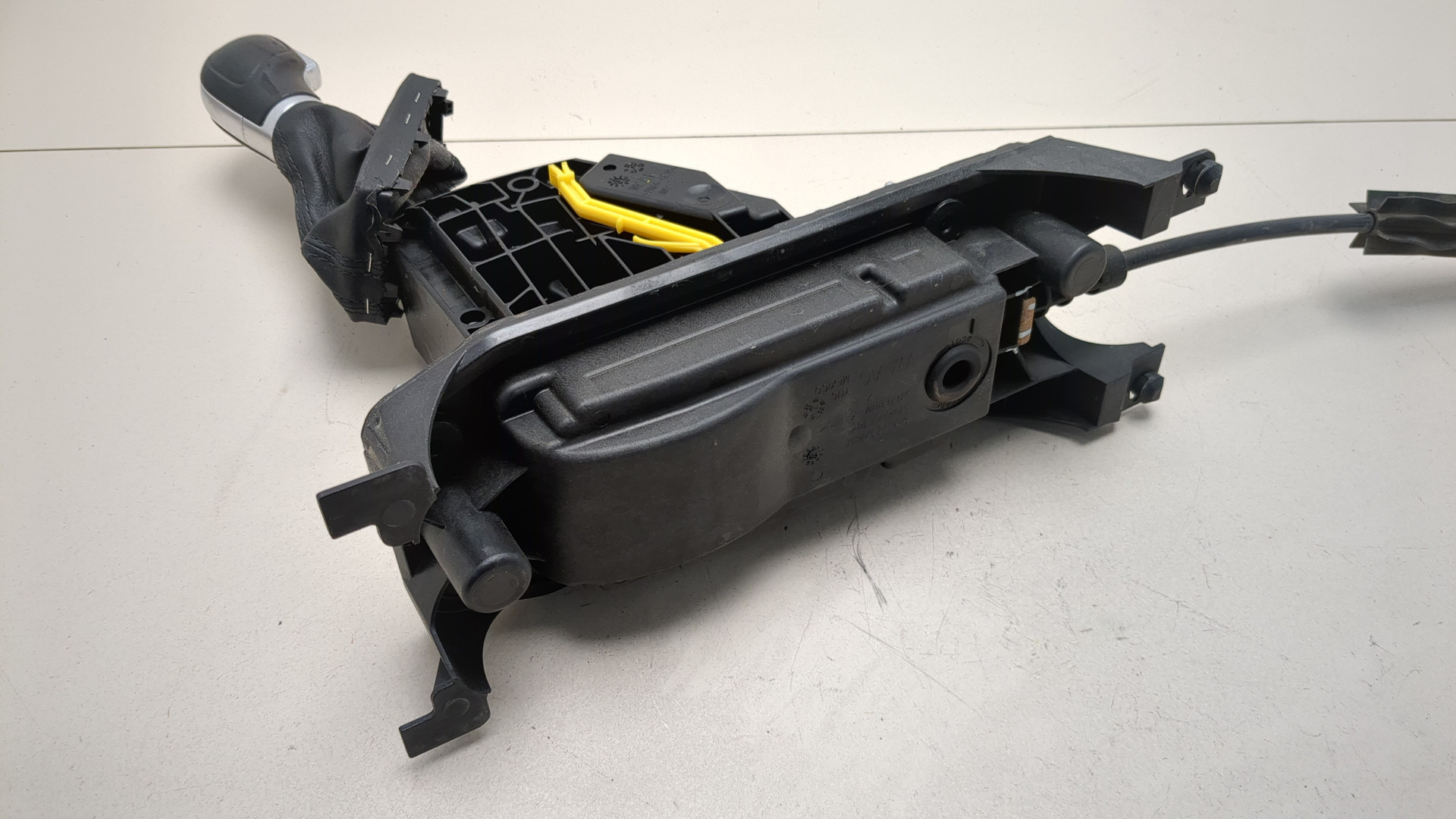 Кулиса МКПП / АКПП