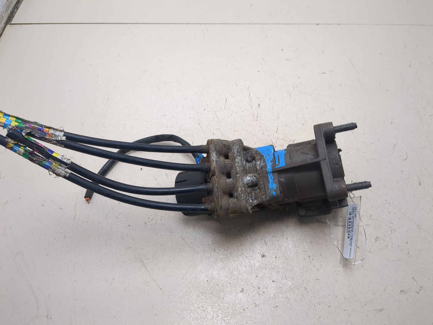 Кран тормозной главный