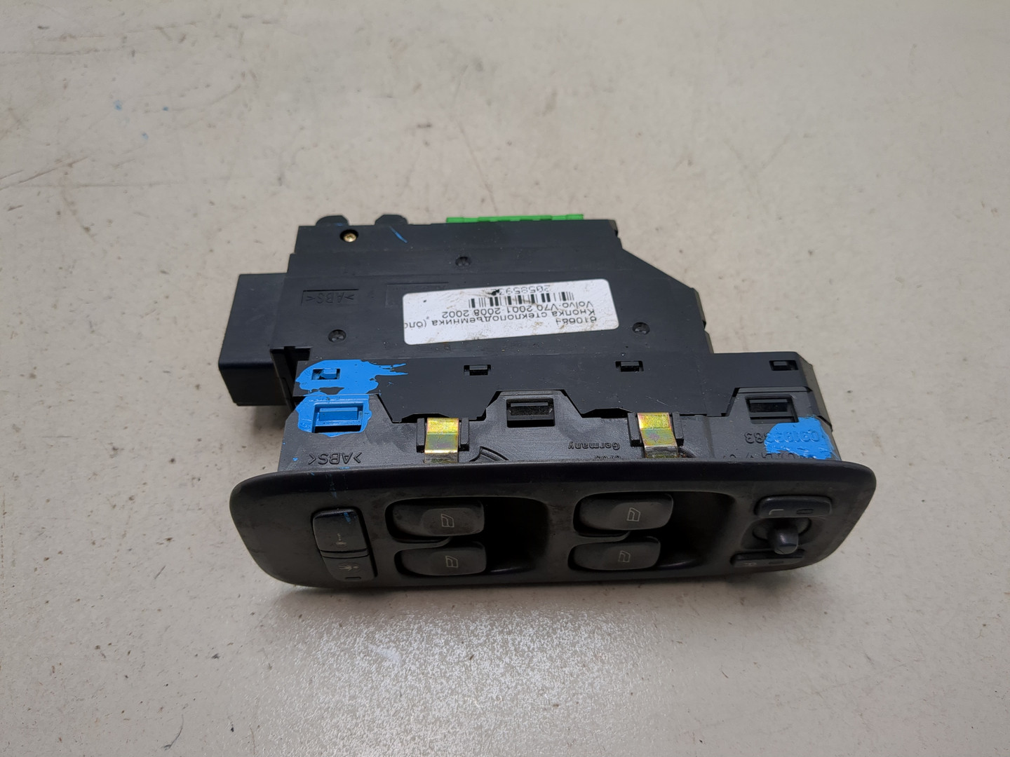 Кнопка стеклоподъемника