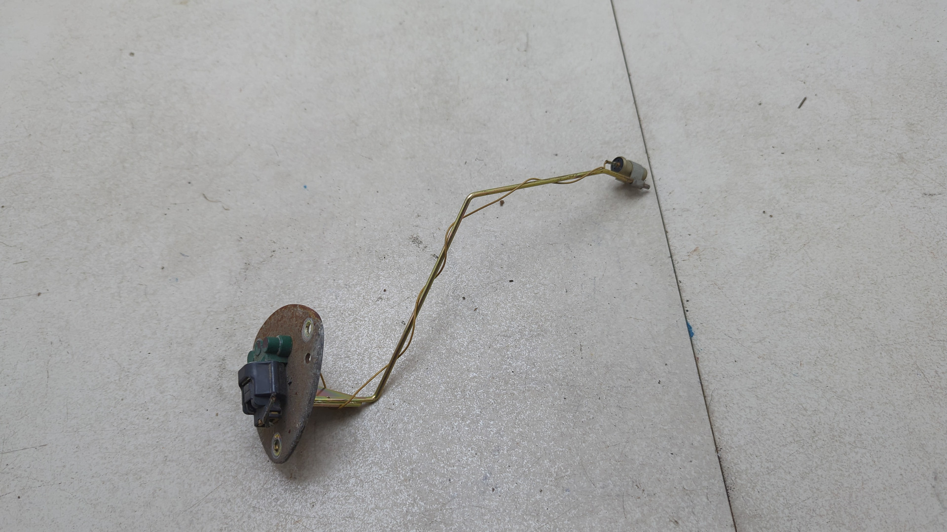 Датчик уровня топлива