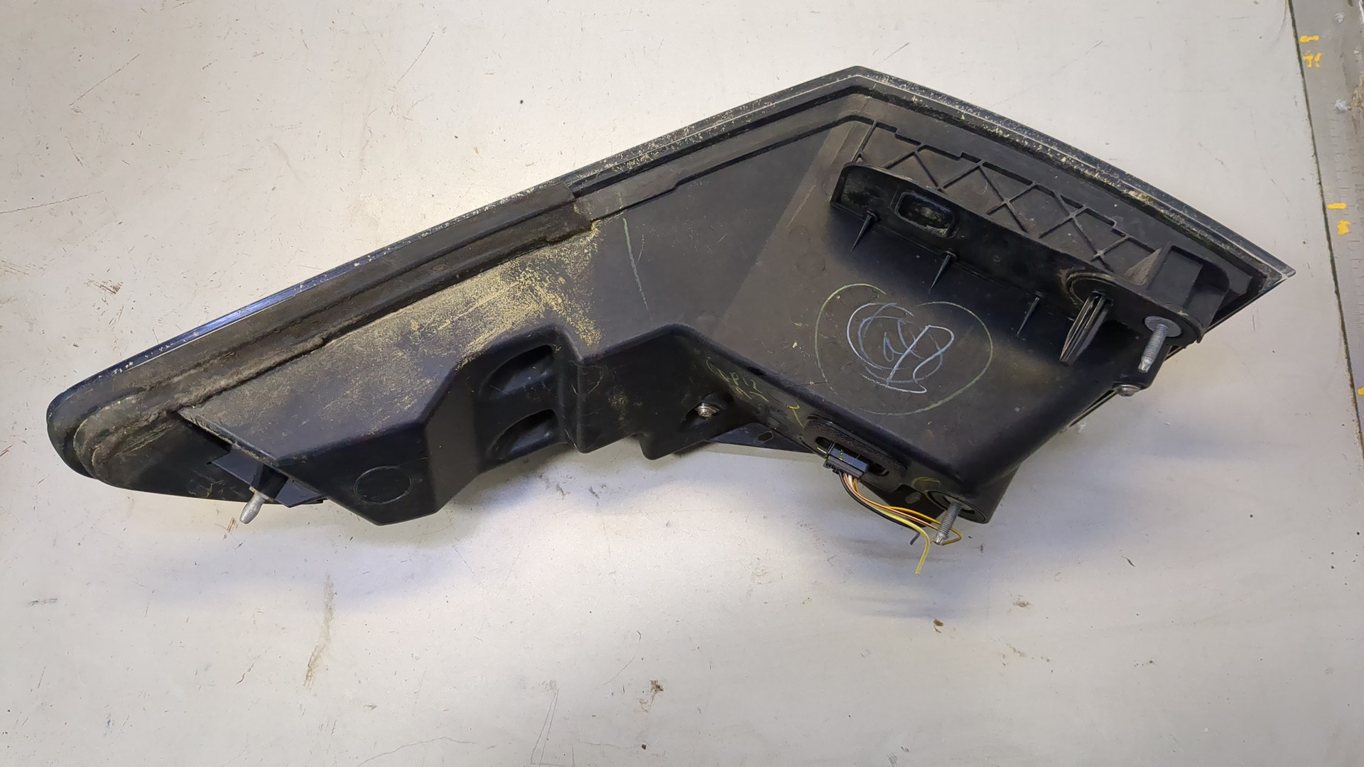 Фонарь задний левый