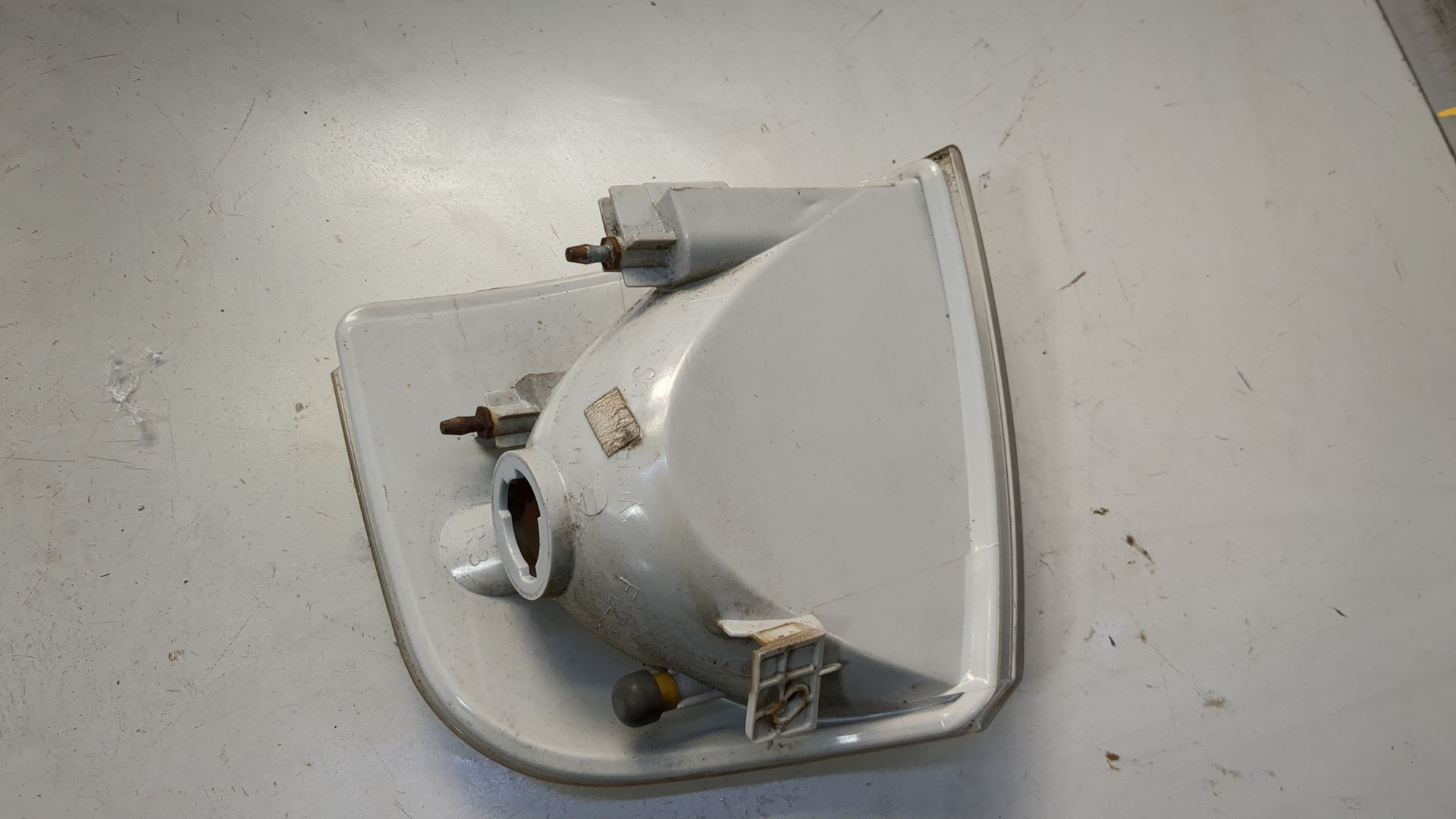 Повторитель на крыло правый