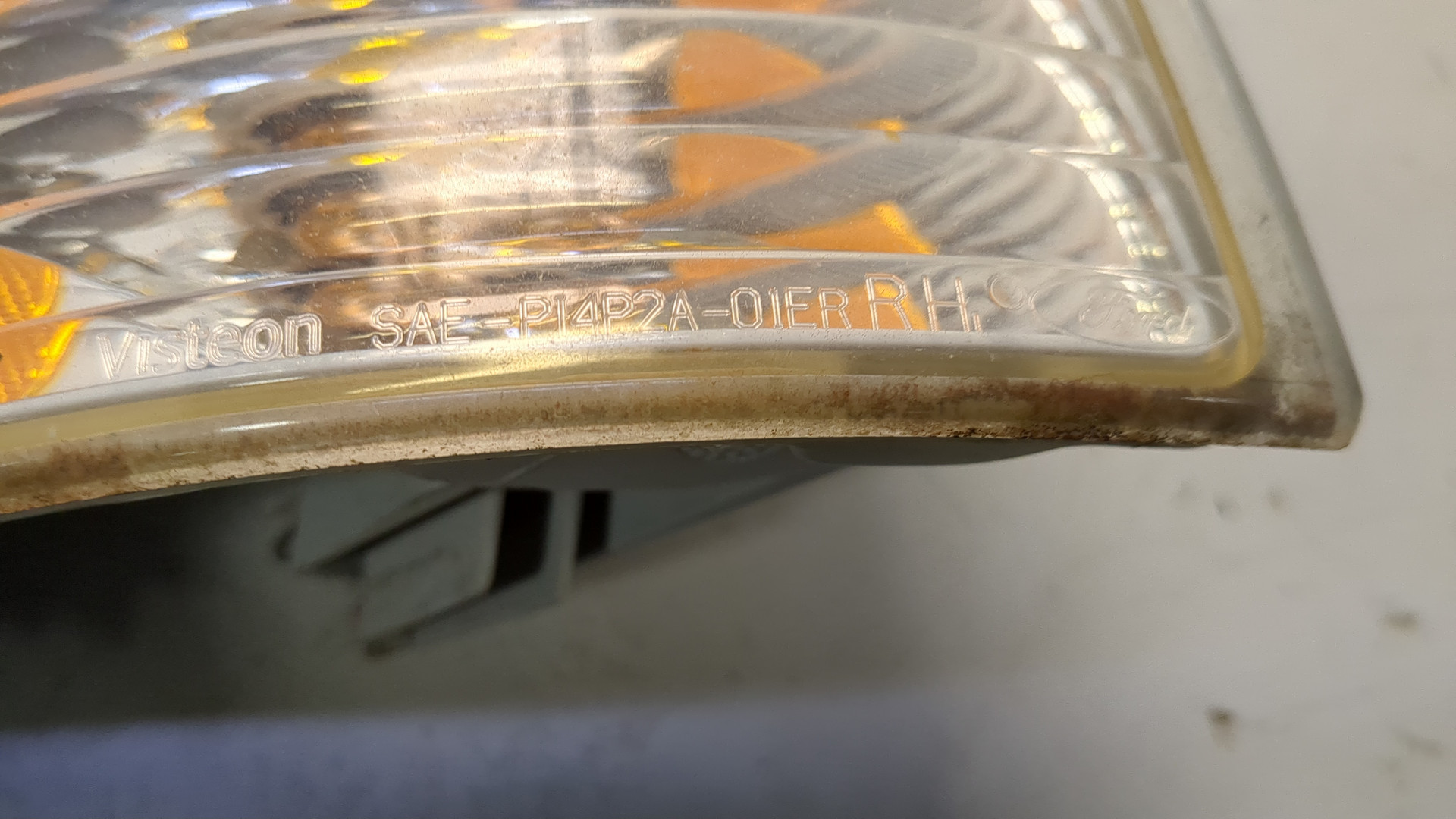 Повторитель на крыло правый