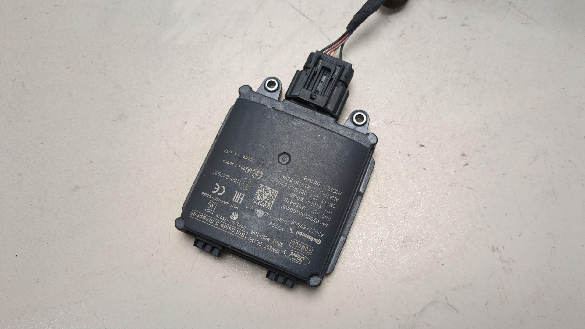 Радар BSD (Слепых зон)