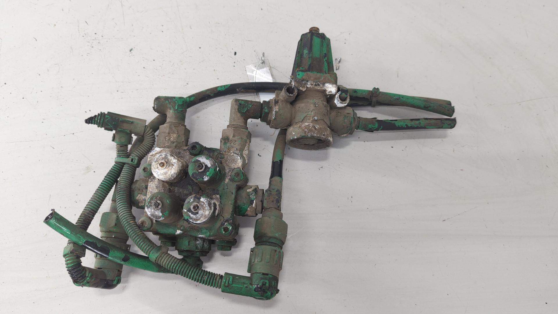 Кран защитный 4-х контурный