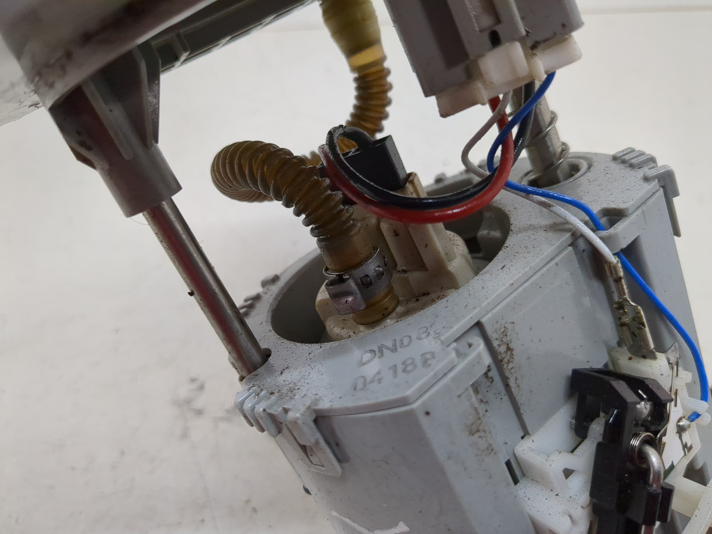 Насос топливный электрический