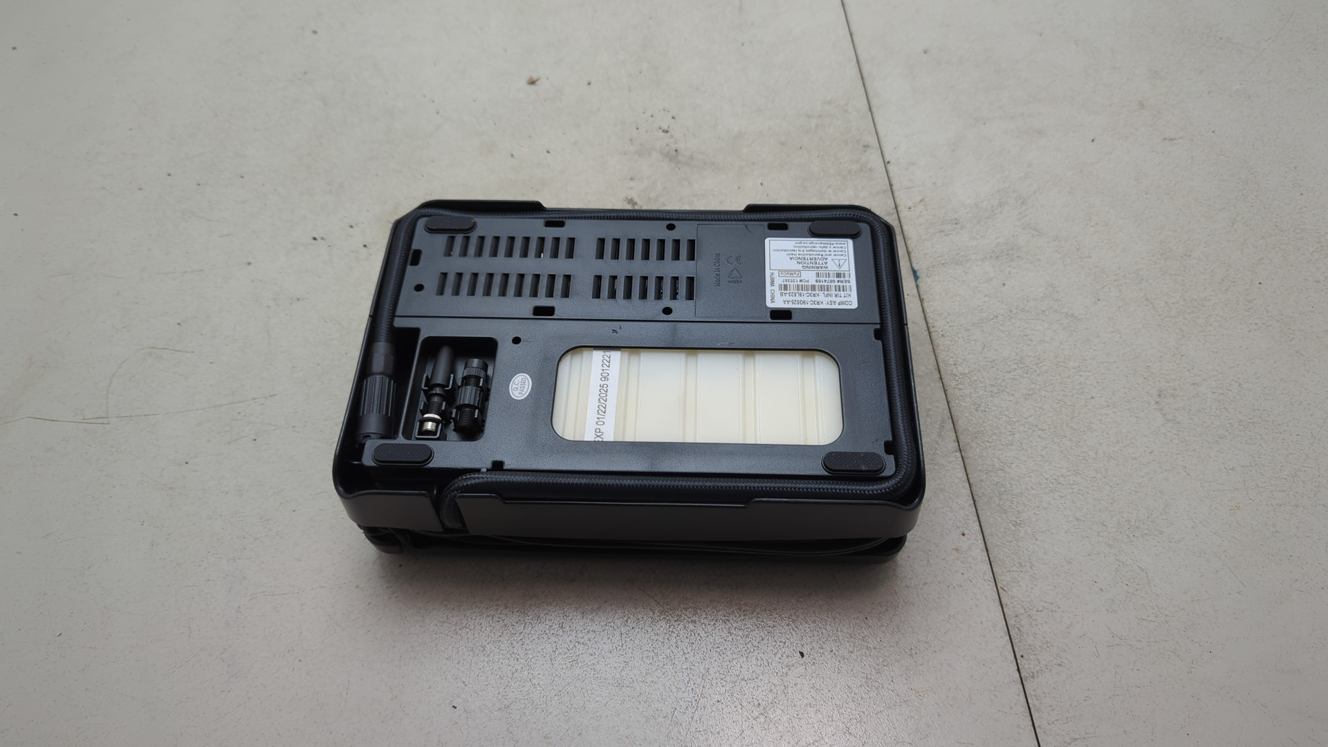 Компрессор подкачки колес