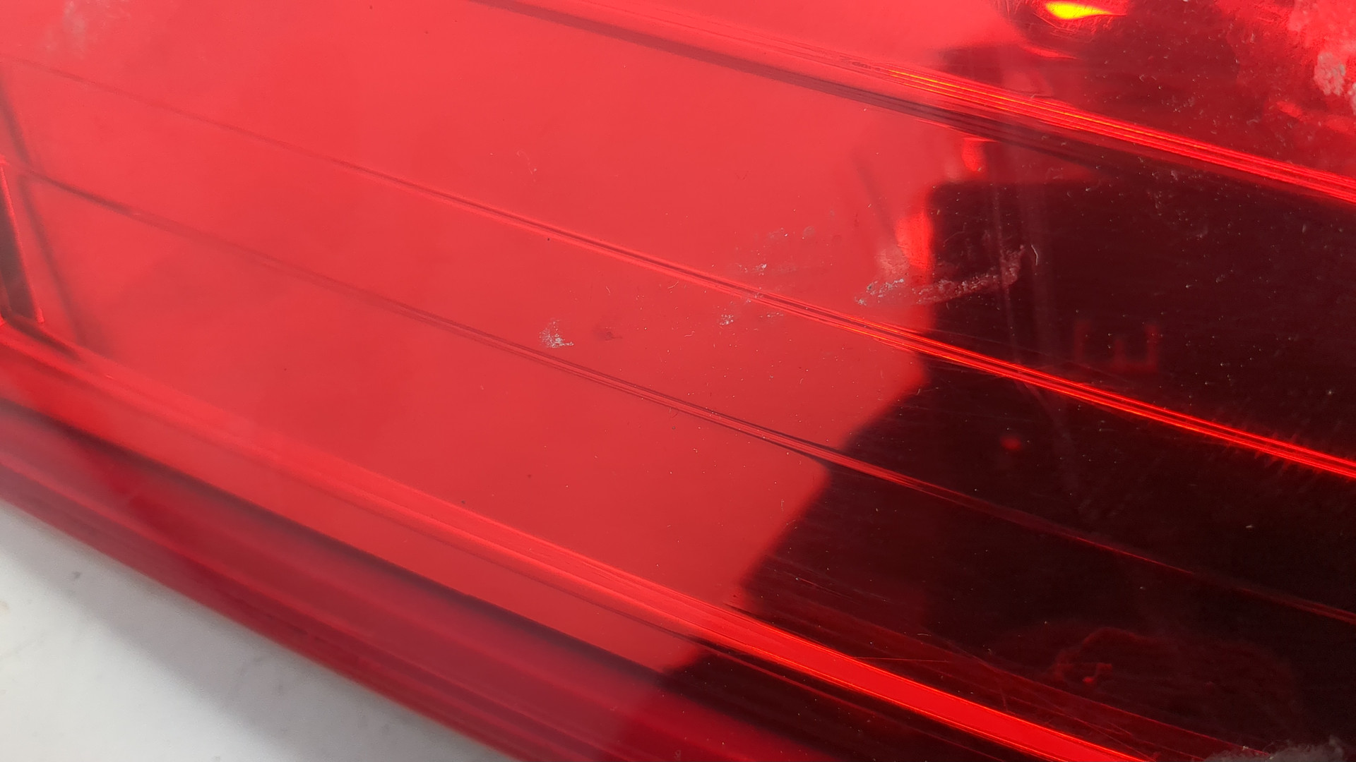 Фонарь задний внутренний левый