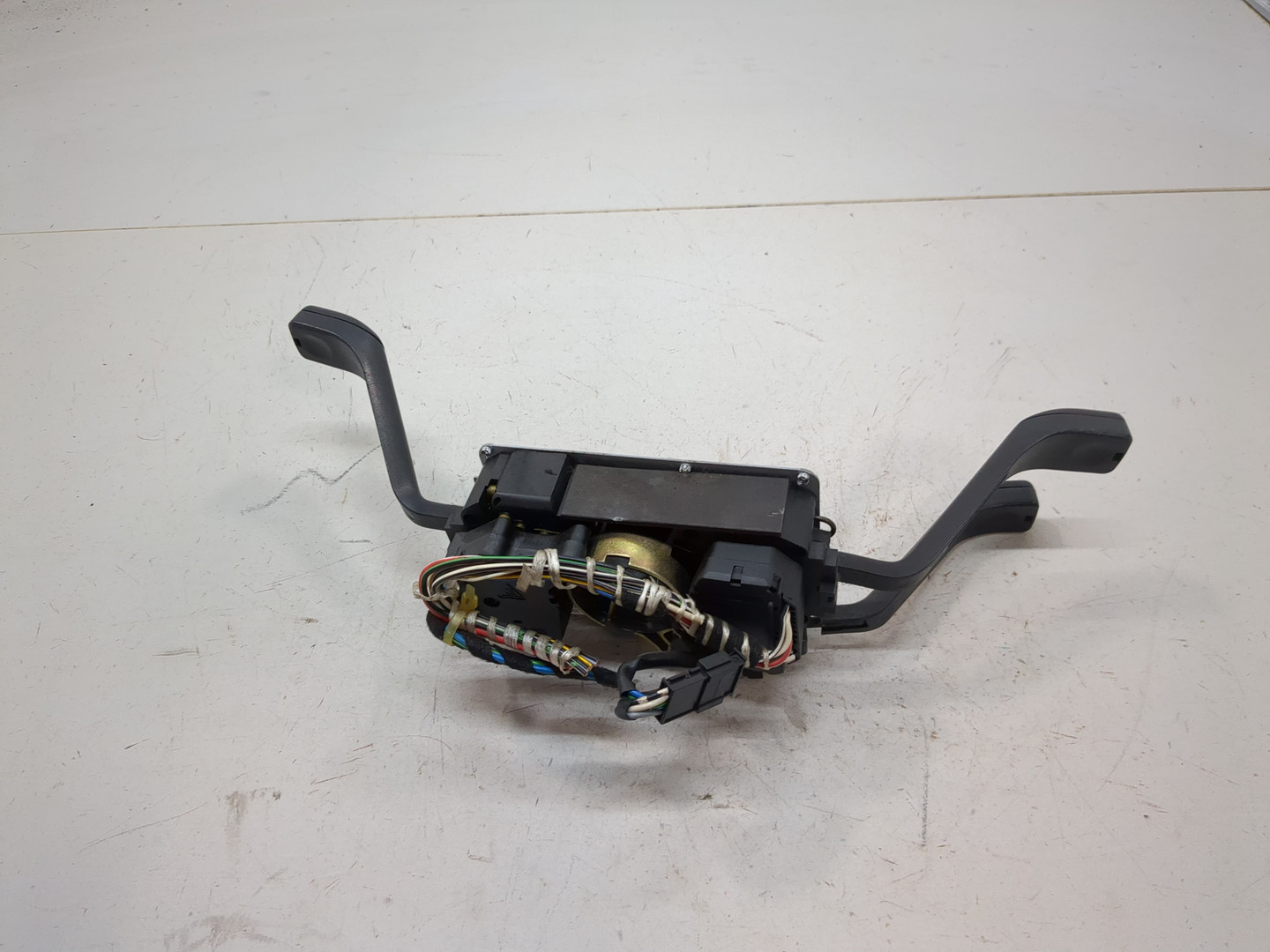 Переключатель подрулевой