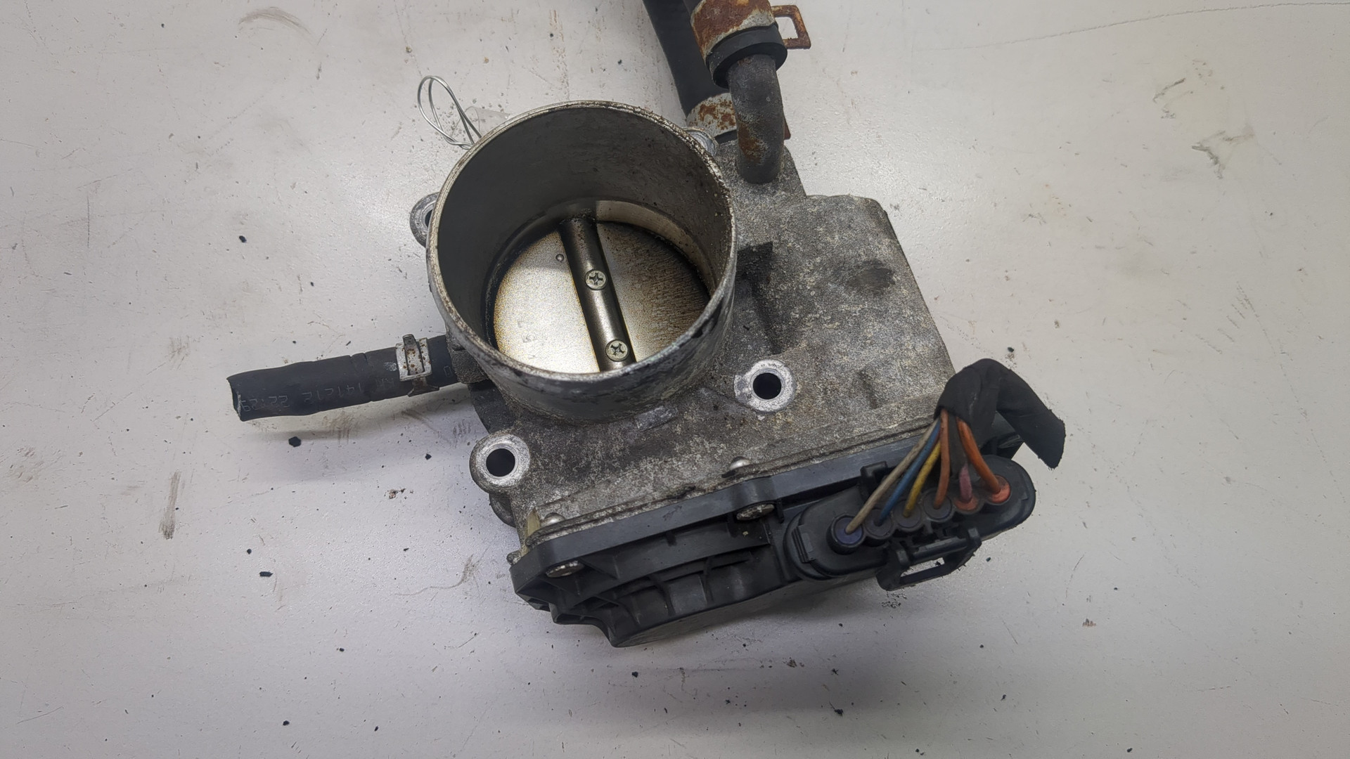 Заслонка дроссельная электрическая