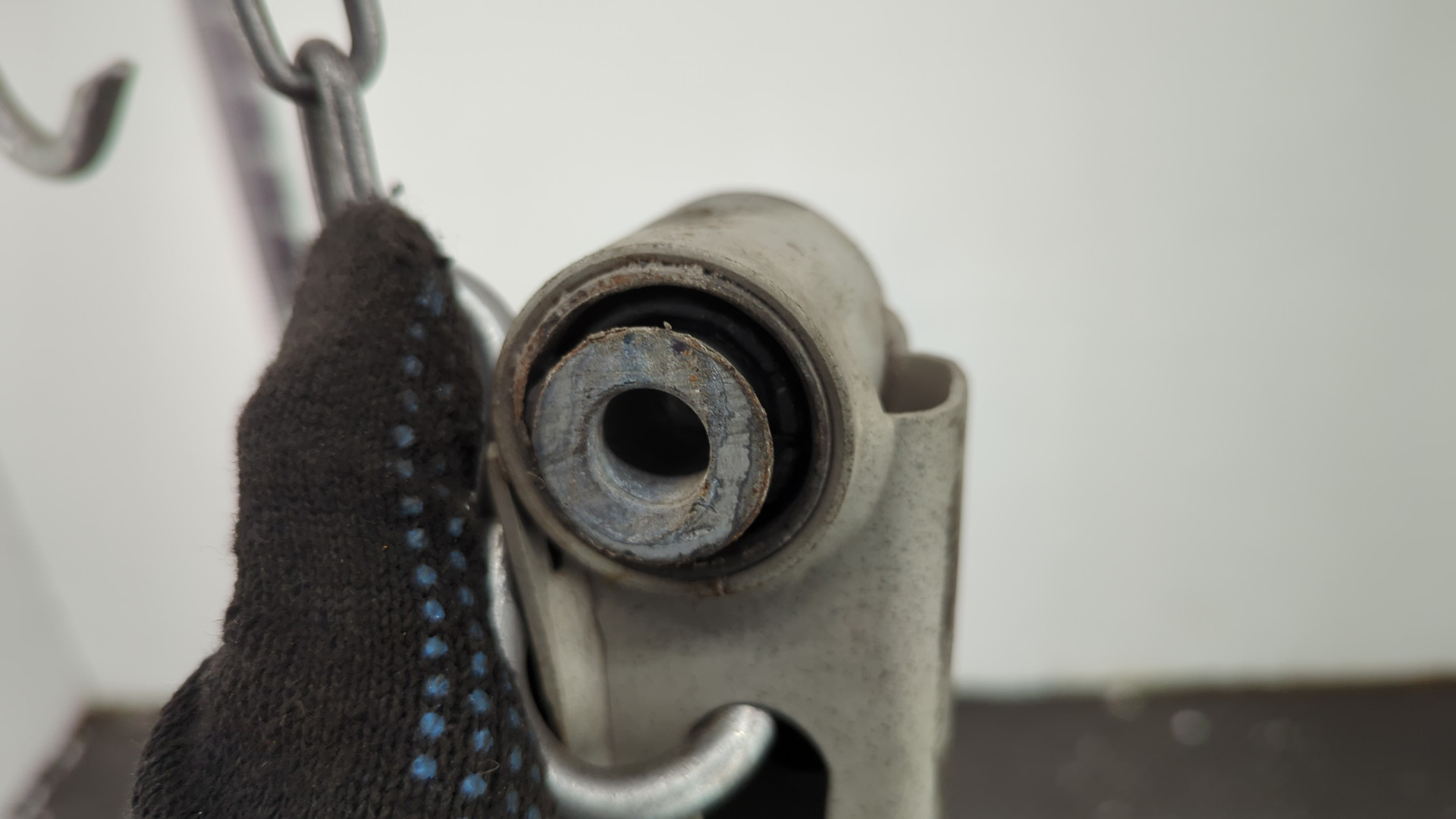 Рычаг задний