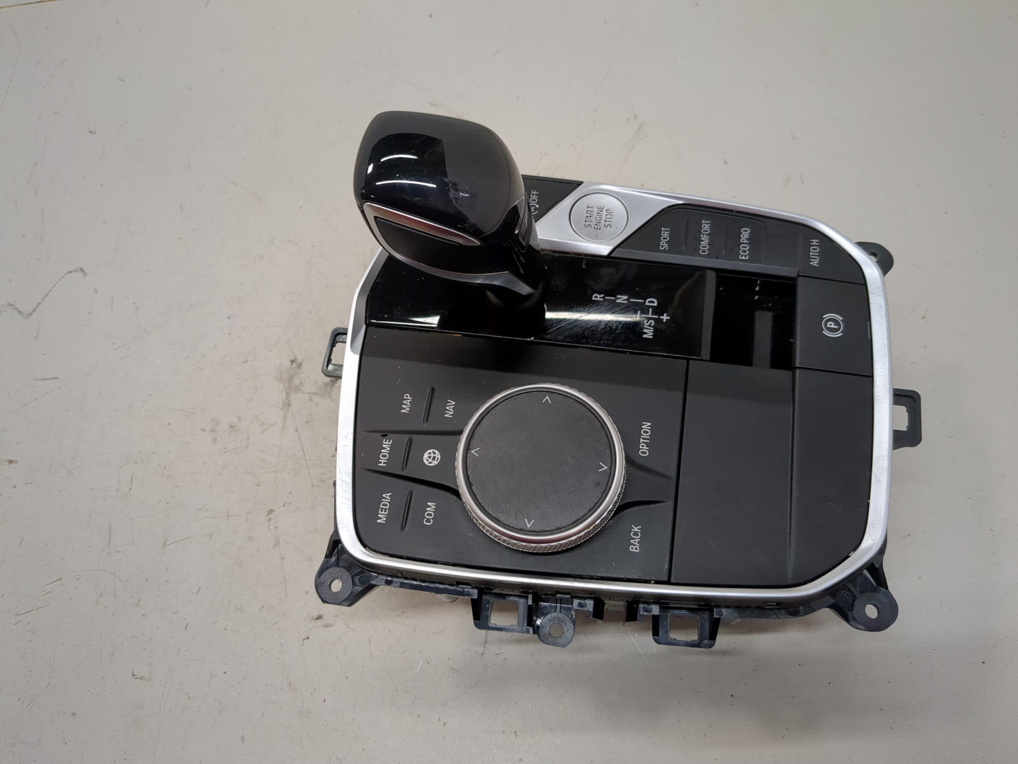 Кулиса МКПП / АКПП