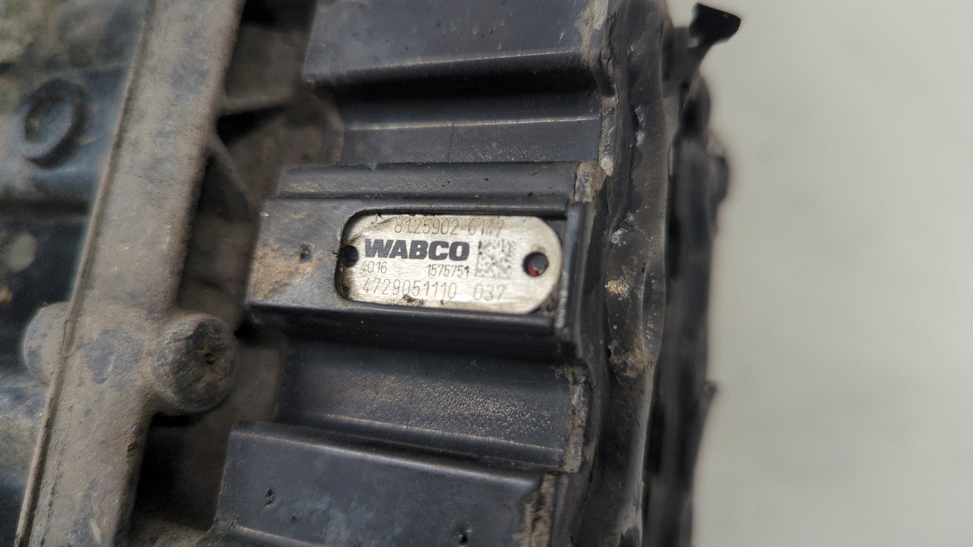 Кран уровня пола