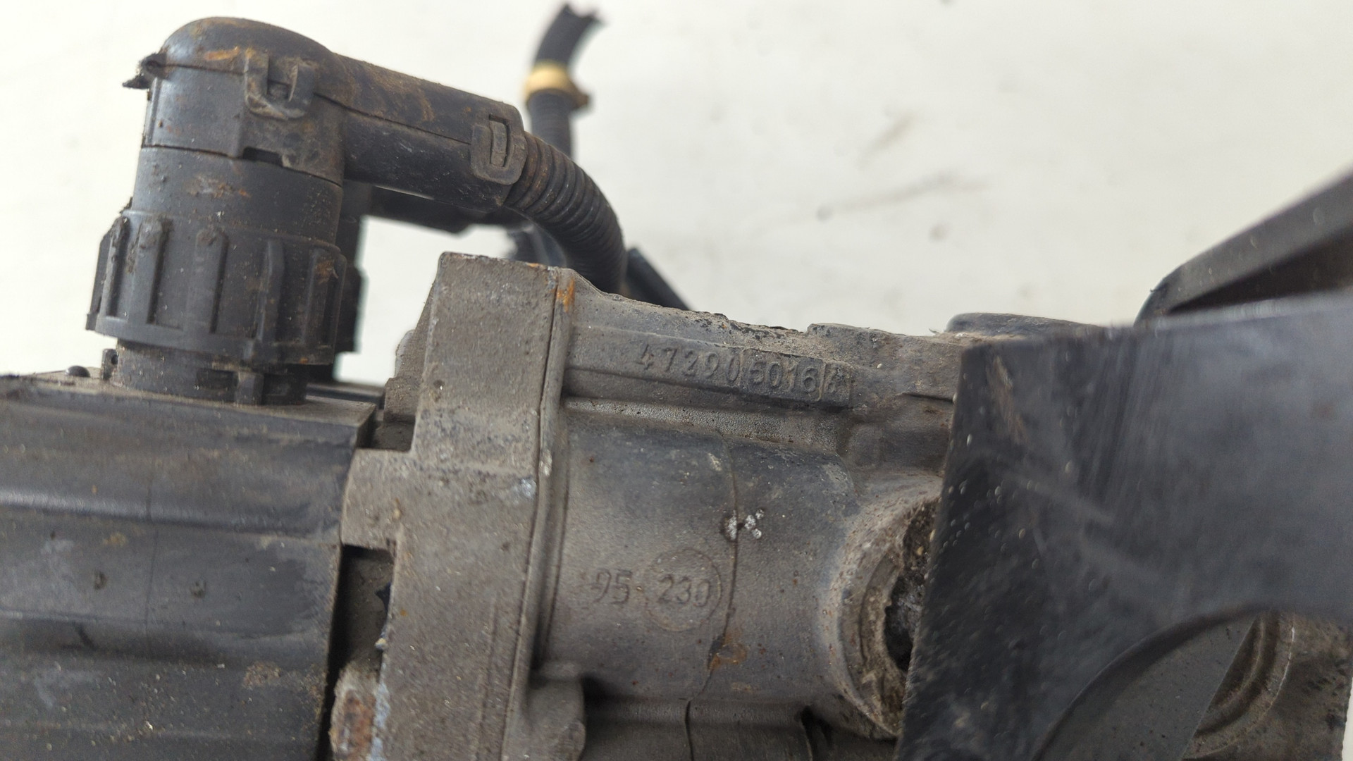 Кран уровня пола